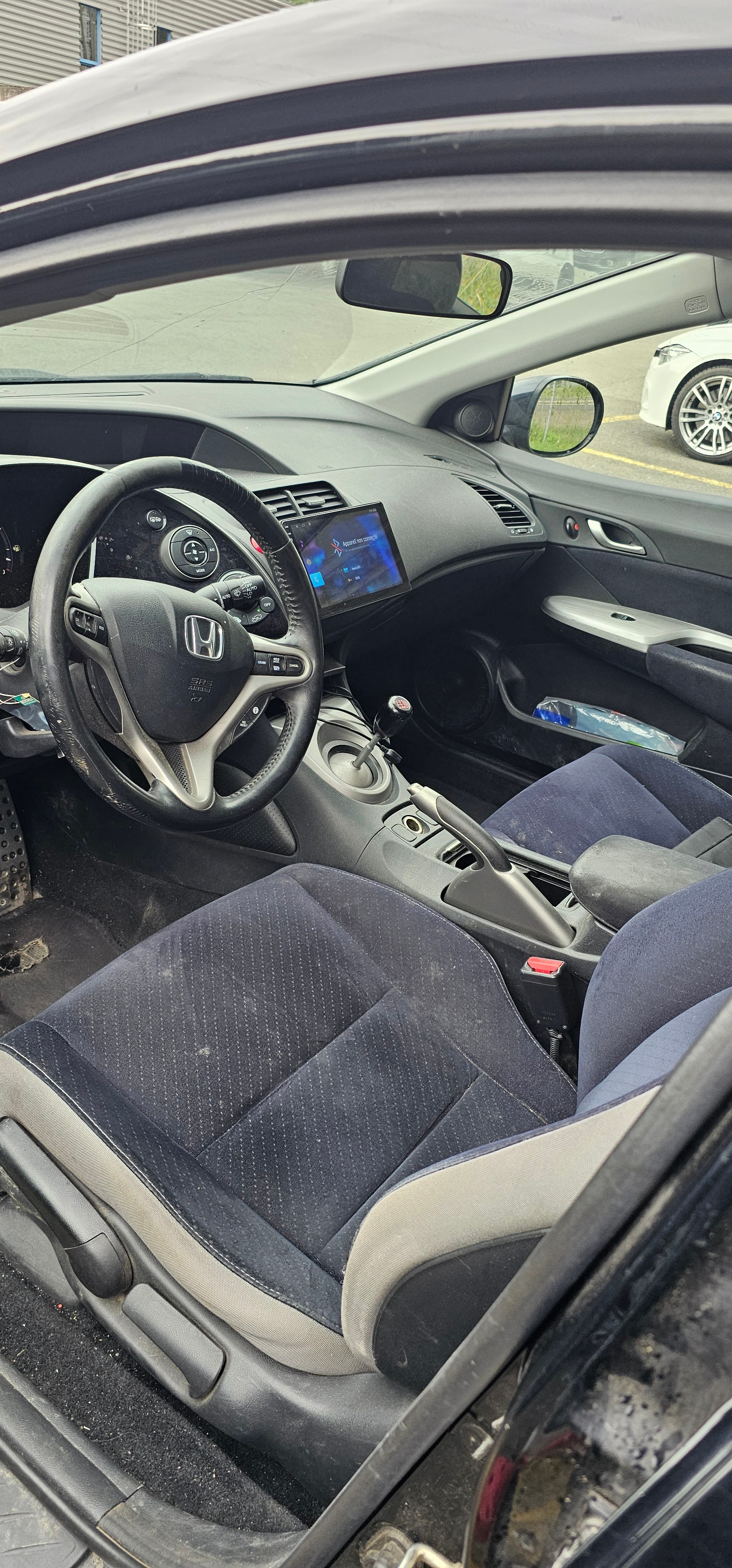 HONDA Civic 1.8i Comfort-image-4