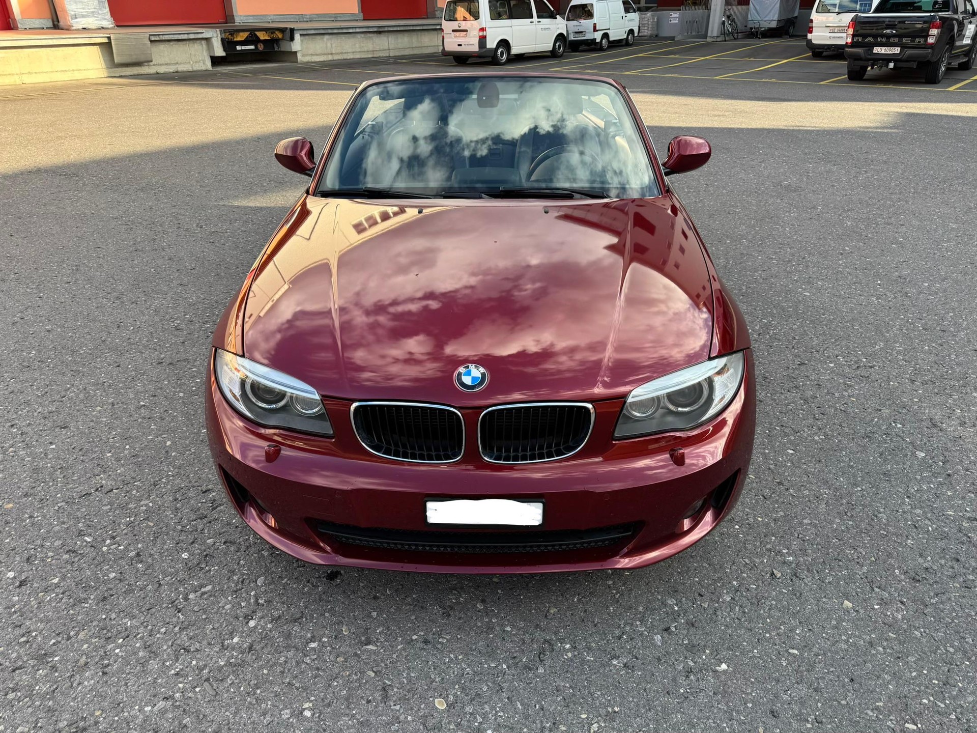 BMW 125i Cabrio-image-1