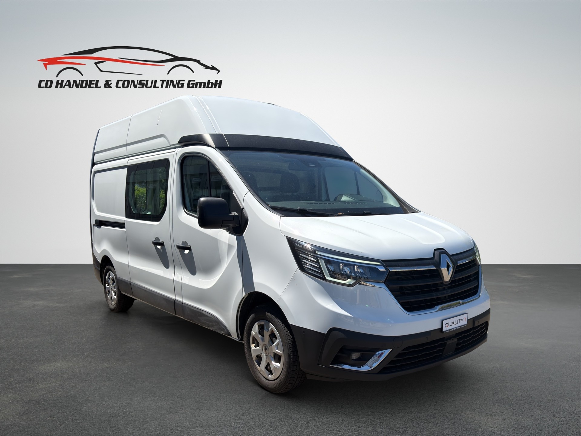 RENAULT Trafic 2.0 Blue dCi 150 Business L2H2 EN-image-2