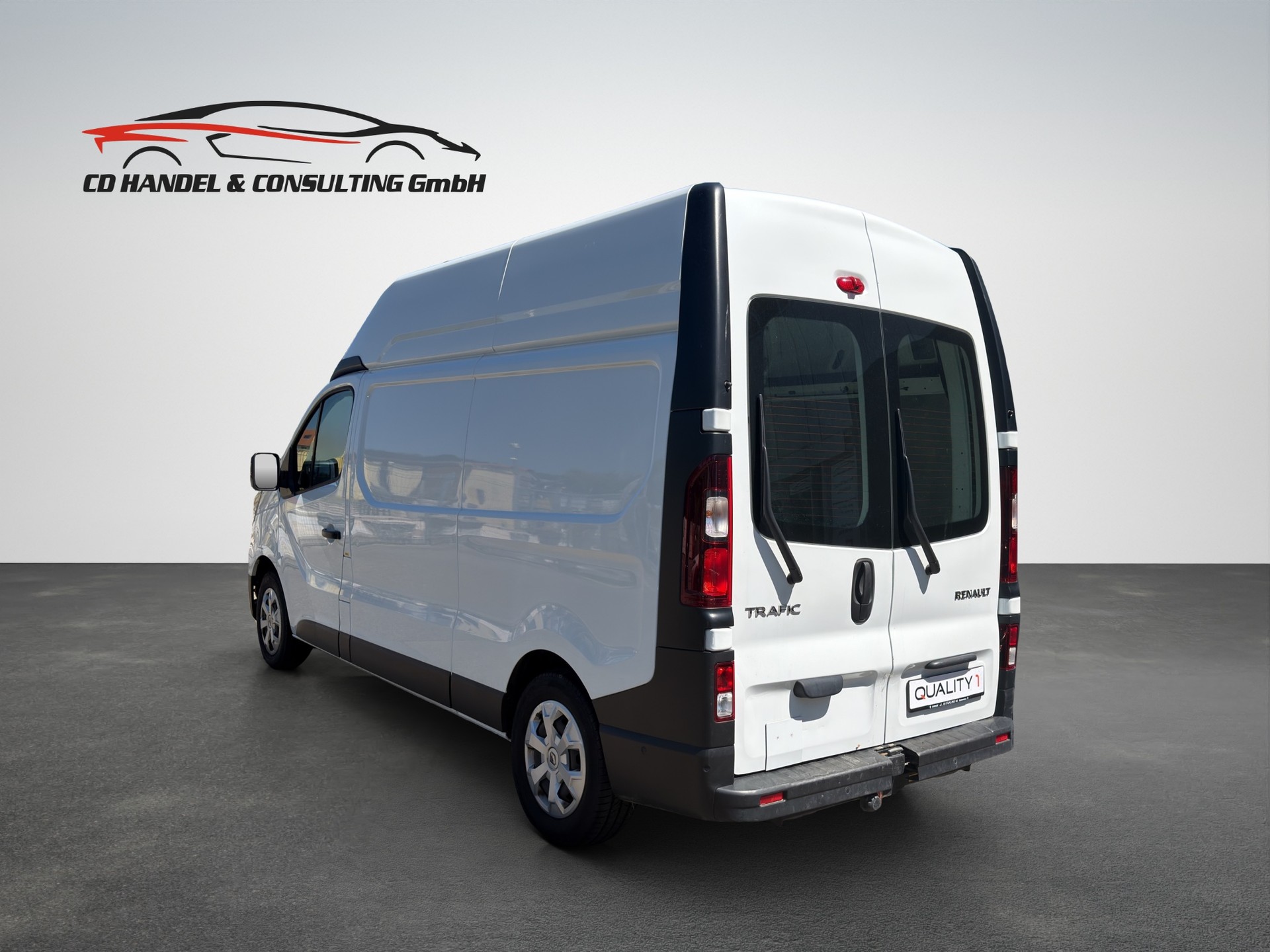 RENAULT Trafic 2.0 Blue dCi 150 Business L2H2 EN-image-5
