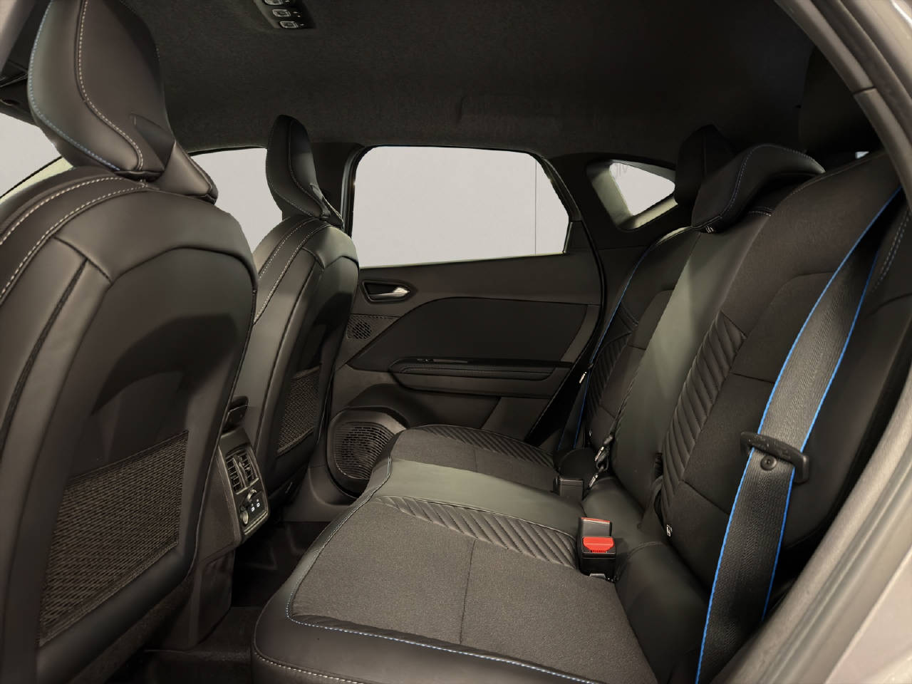 RENAULT Captur 1.8 E-Tech esprit Alpine-image-10