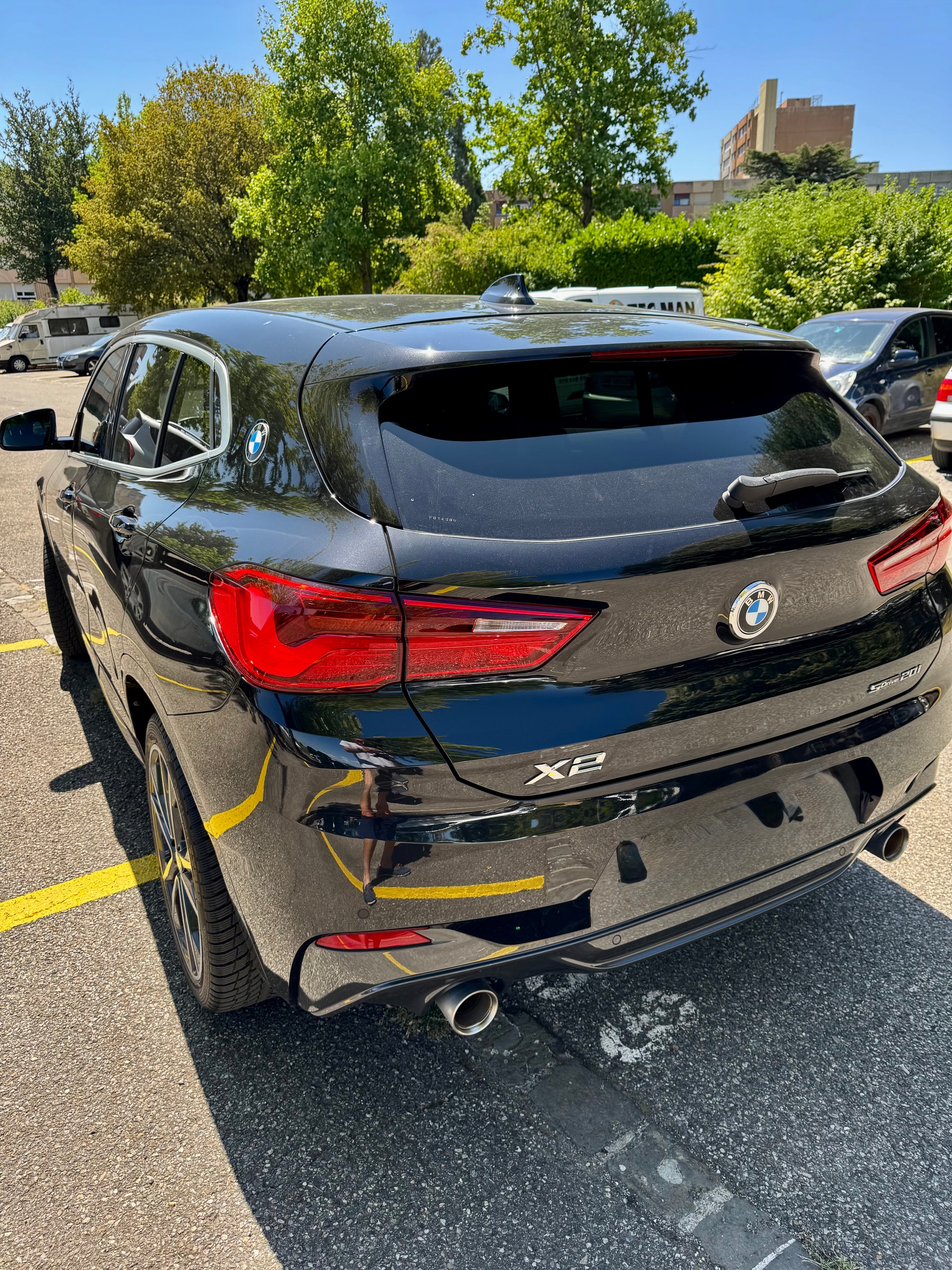 BMW SDrive 20I-image-2