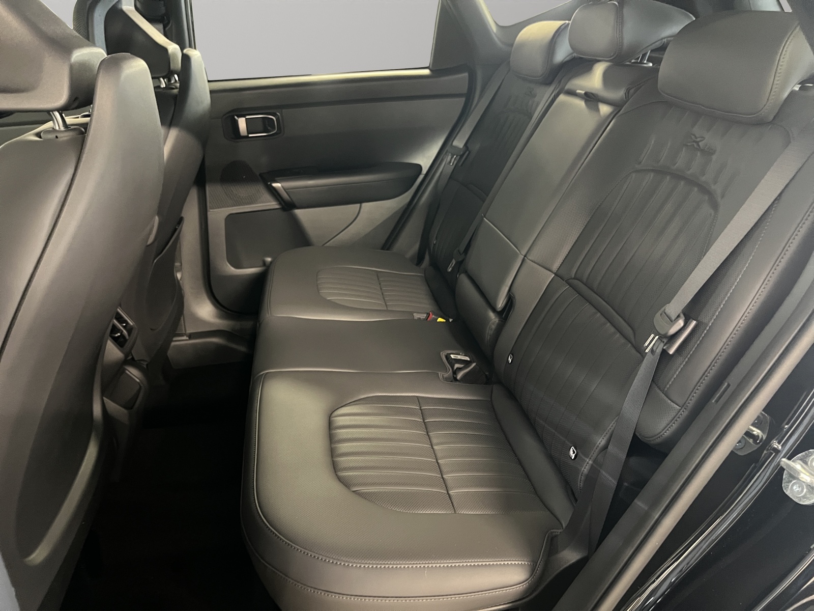 KIA Seltos 1.6 T X-Line 4x4-image-10