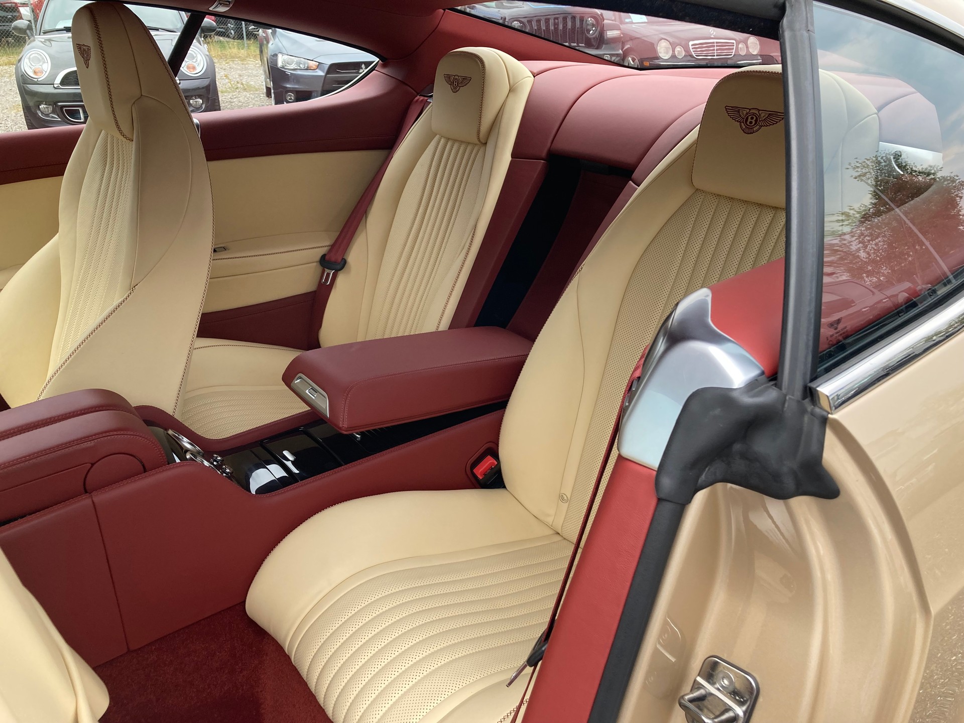 BENTLEY Continental GT 6.0 W12-image-8