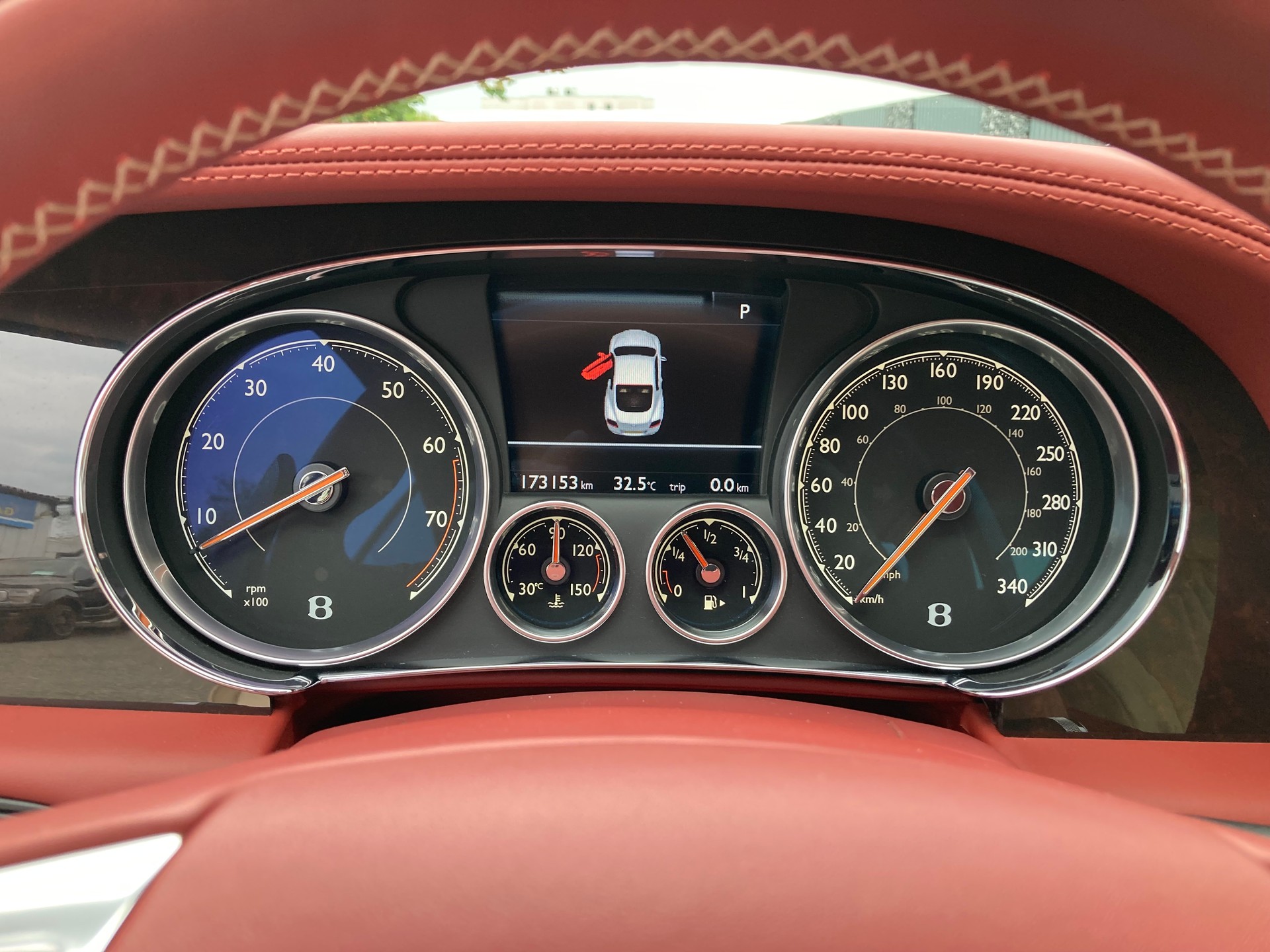 BENTLEY Continental GT 6.0 W12-image-13