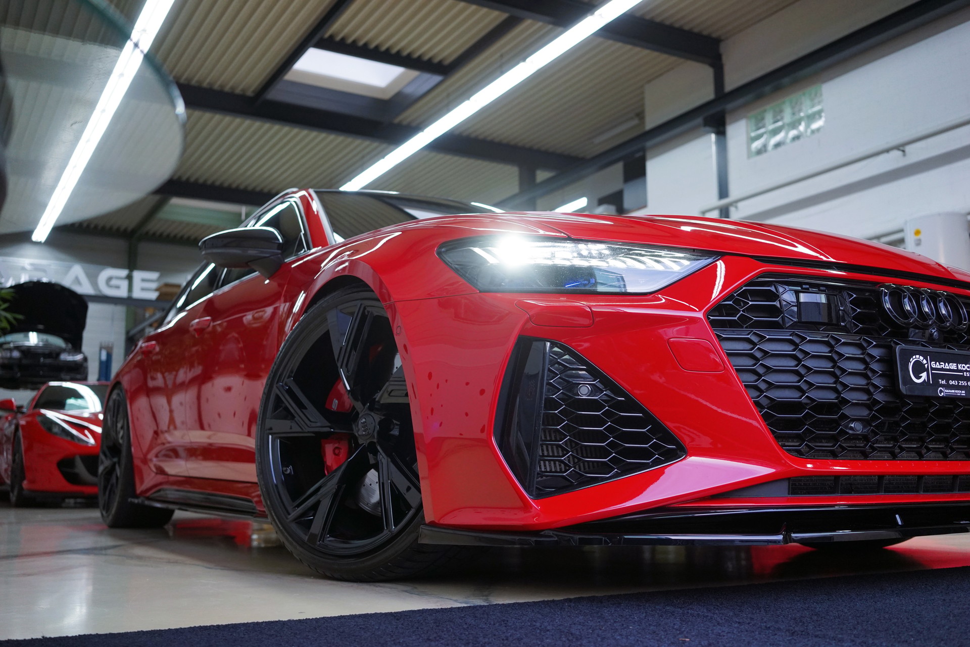AUDI RS6 Avant 4.0 TFSI V8 quattro / Tango-Rot **-image-12