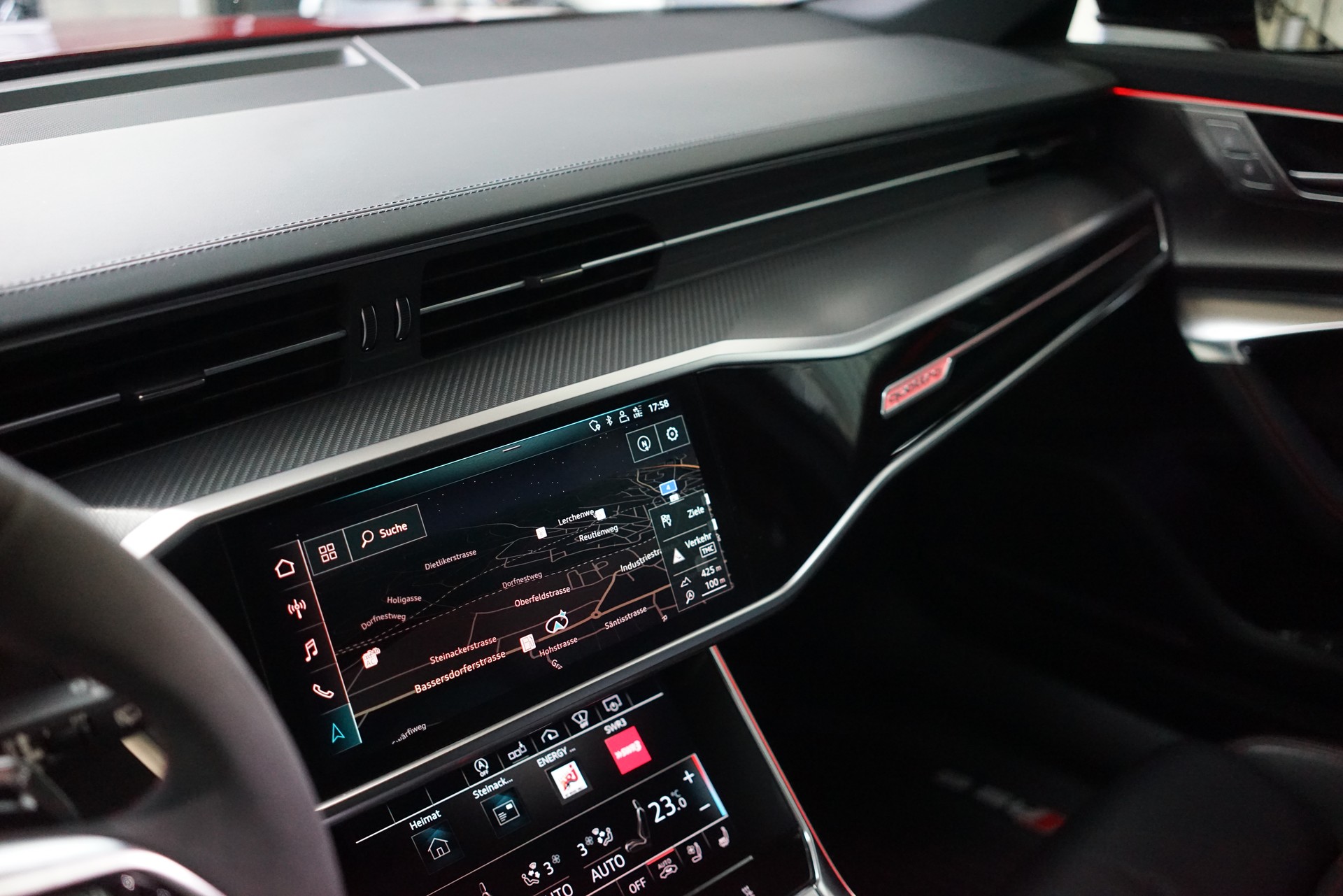 AUDI RS6 Avant 4.0 TFSI V8 quattro / Tango-Rot **-image-17