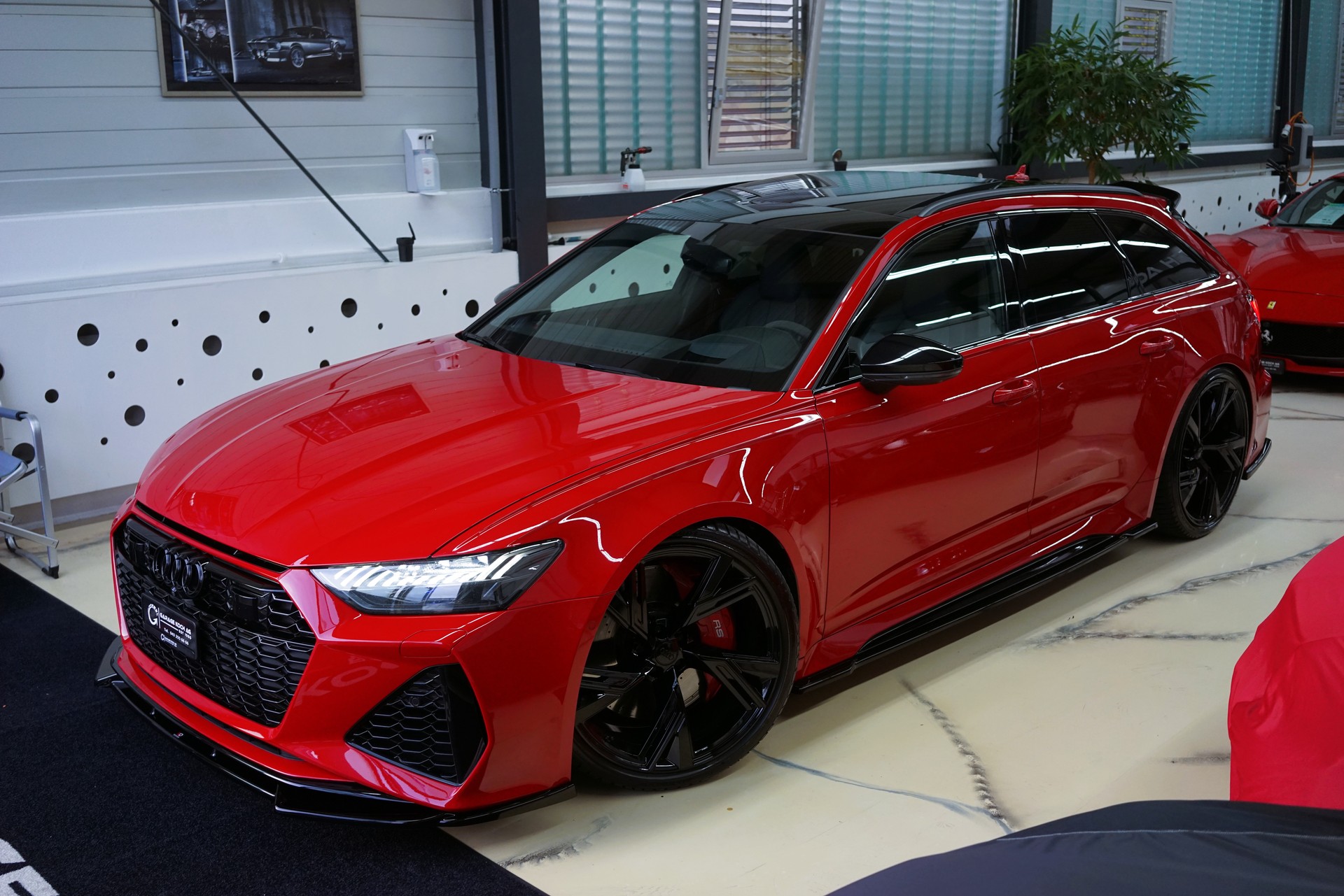 AUDI RS6 Avant 4.0 TFSI V8 quattro / Tango-Rot **-image-2