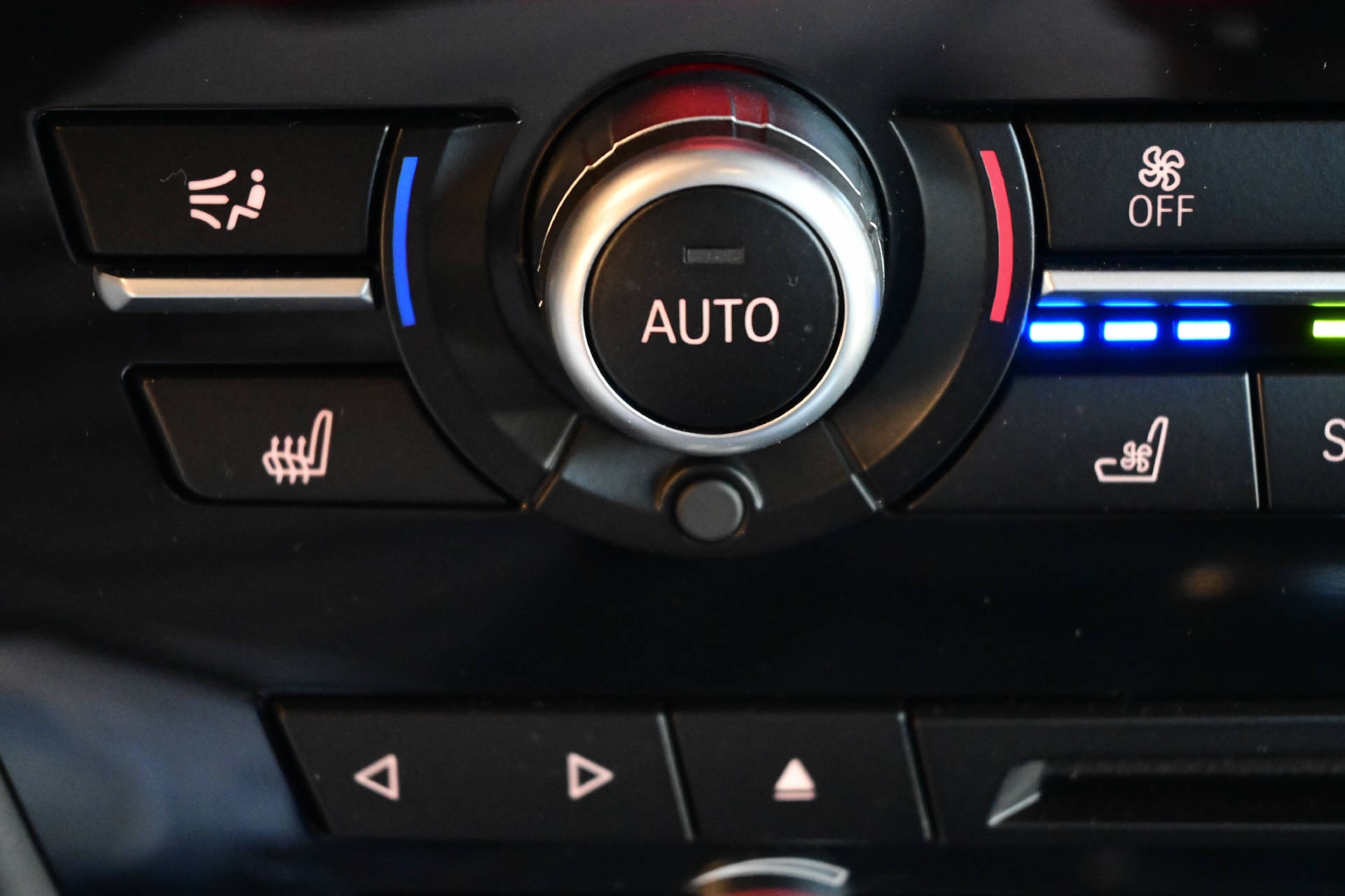 BMW X5 M *Pano*B&O*HUD*Fond Entertaiment*UVM.-image-17