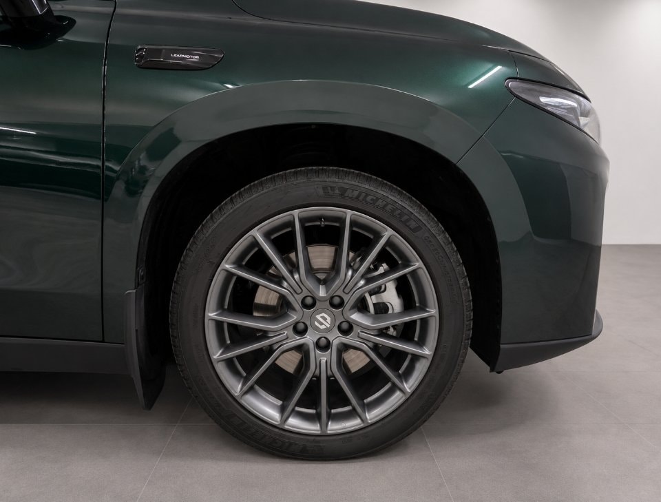 LEAPMOTOR Design AWD-image-7