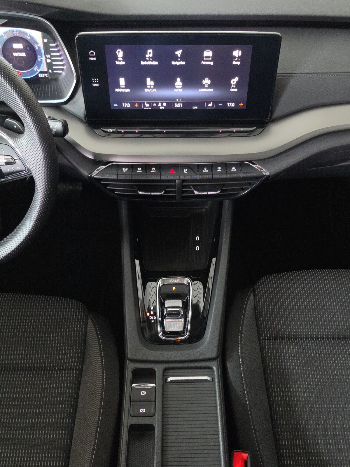 SKODA Octavia Combi 2.0 TDI DSG Ambition 4x4-image-13