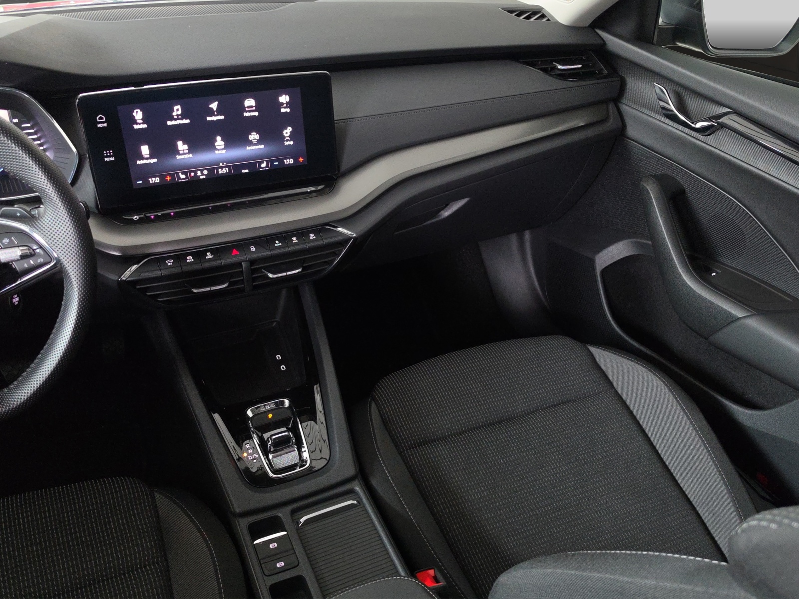 SKODA Octavia Combi 2.0 TDI DSG Ambition 4x4-image-12
