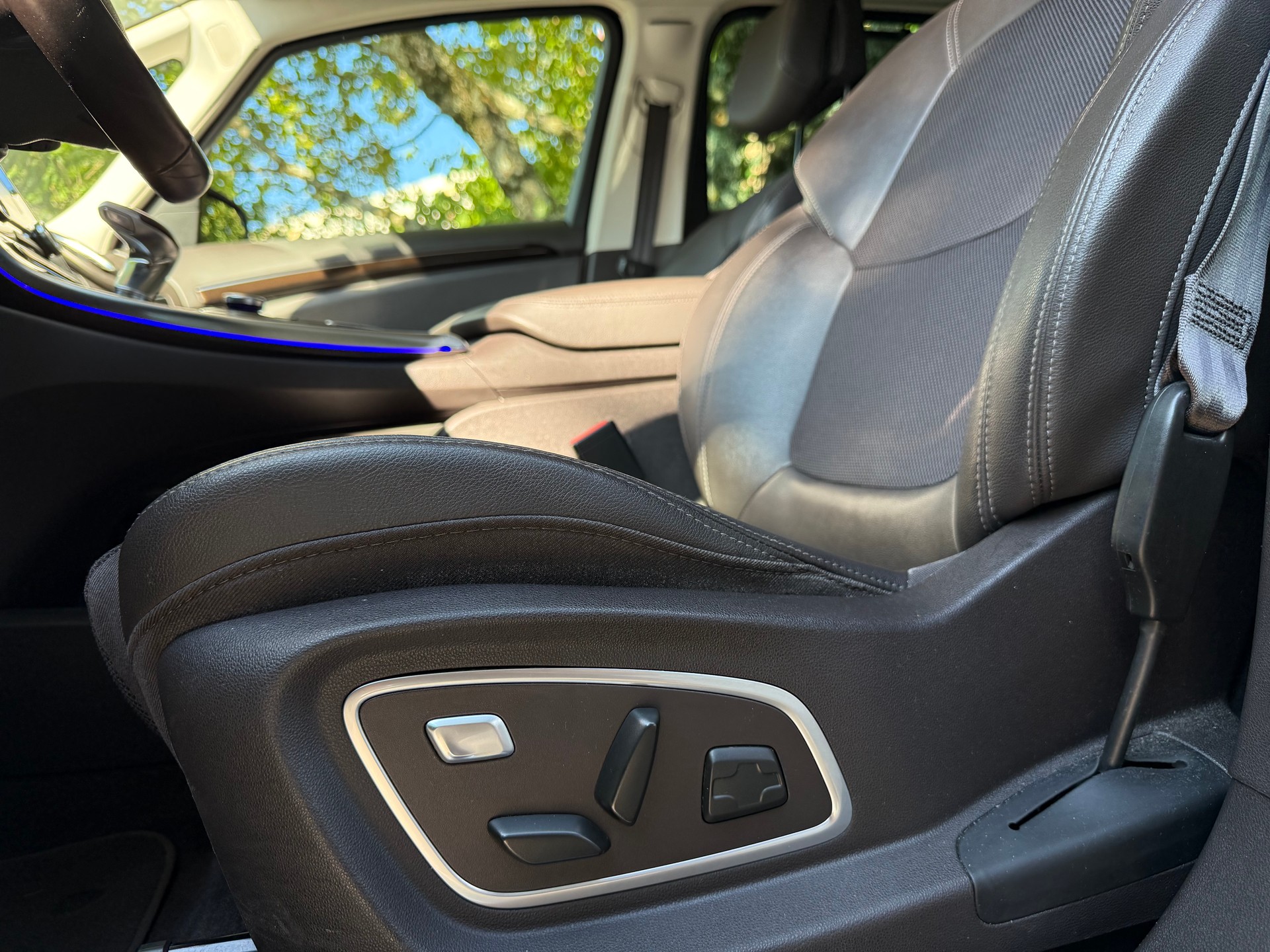 RENAULT Espace 2.0 dCi Business EDC-image-19