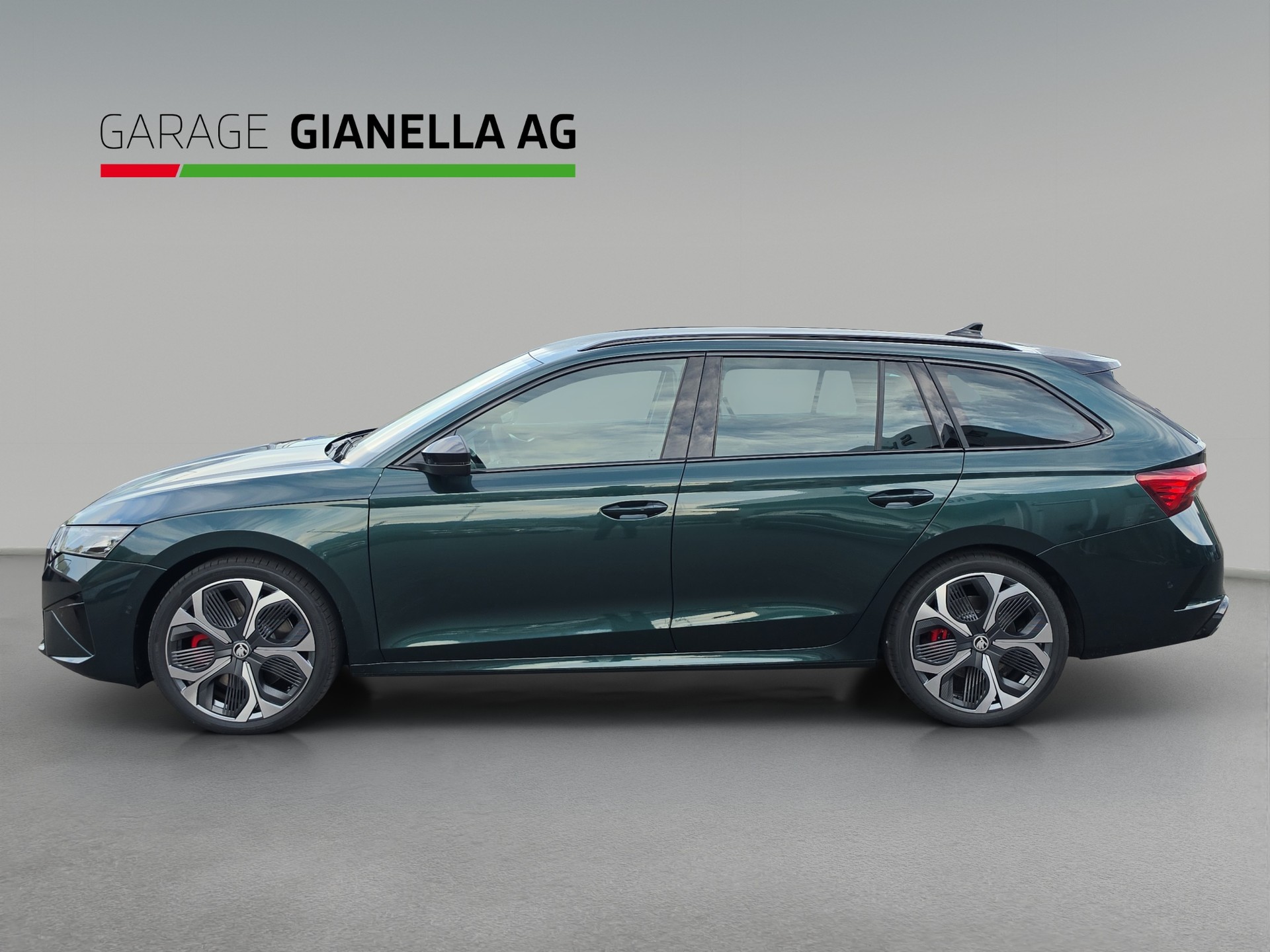 SKODA Octavia Combi 2.0 TSI DSG RS 30 Years Edition-showroom-element-1