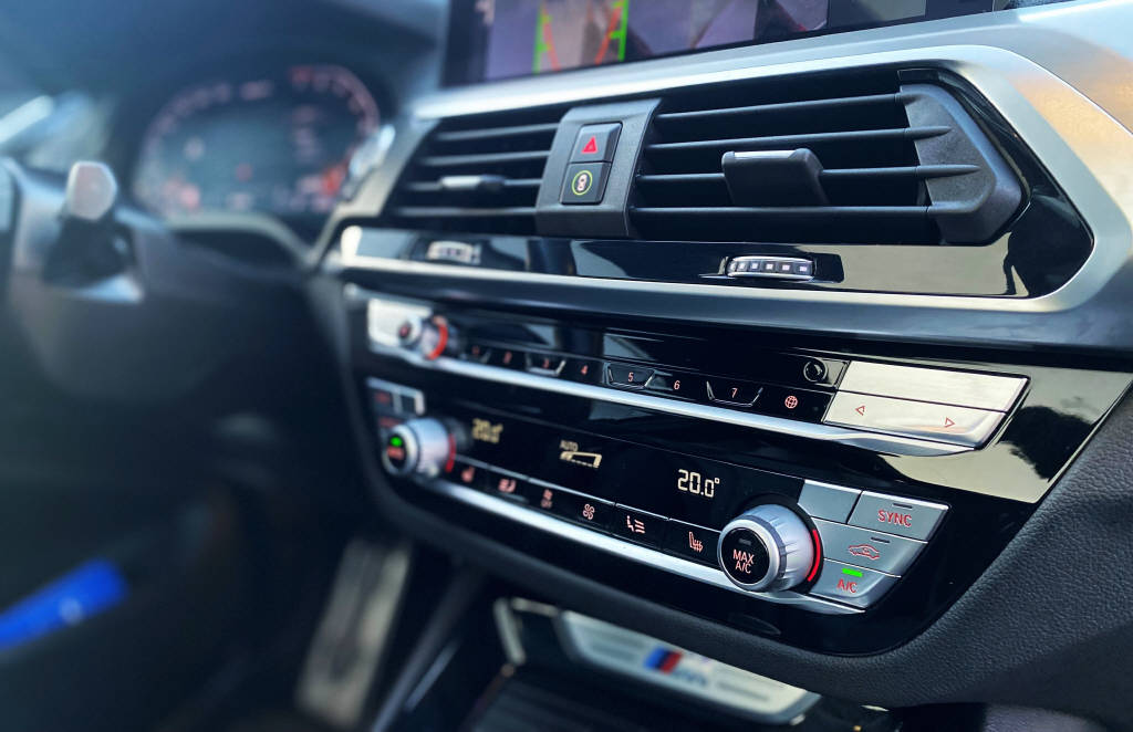 BMW X3 M40i-image-6