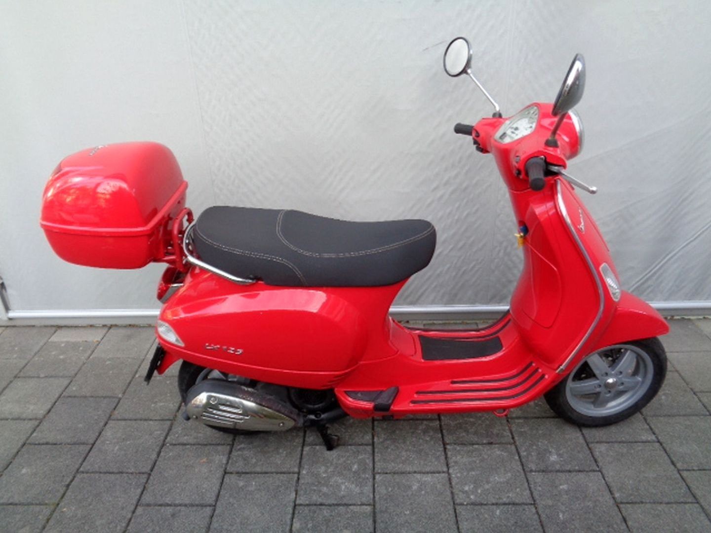 PIAGGIO VESPA LX 125 I.E.-showroom-element-2
