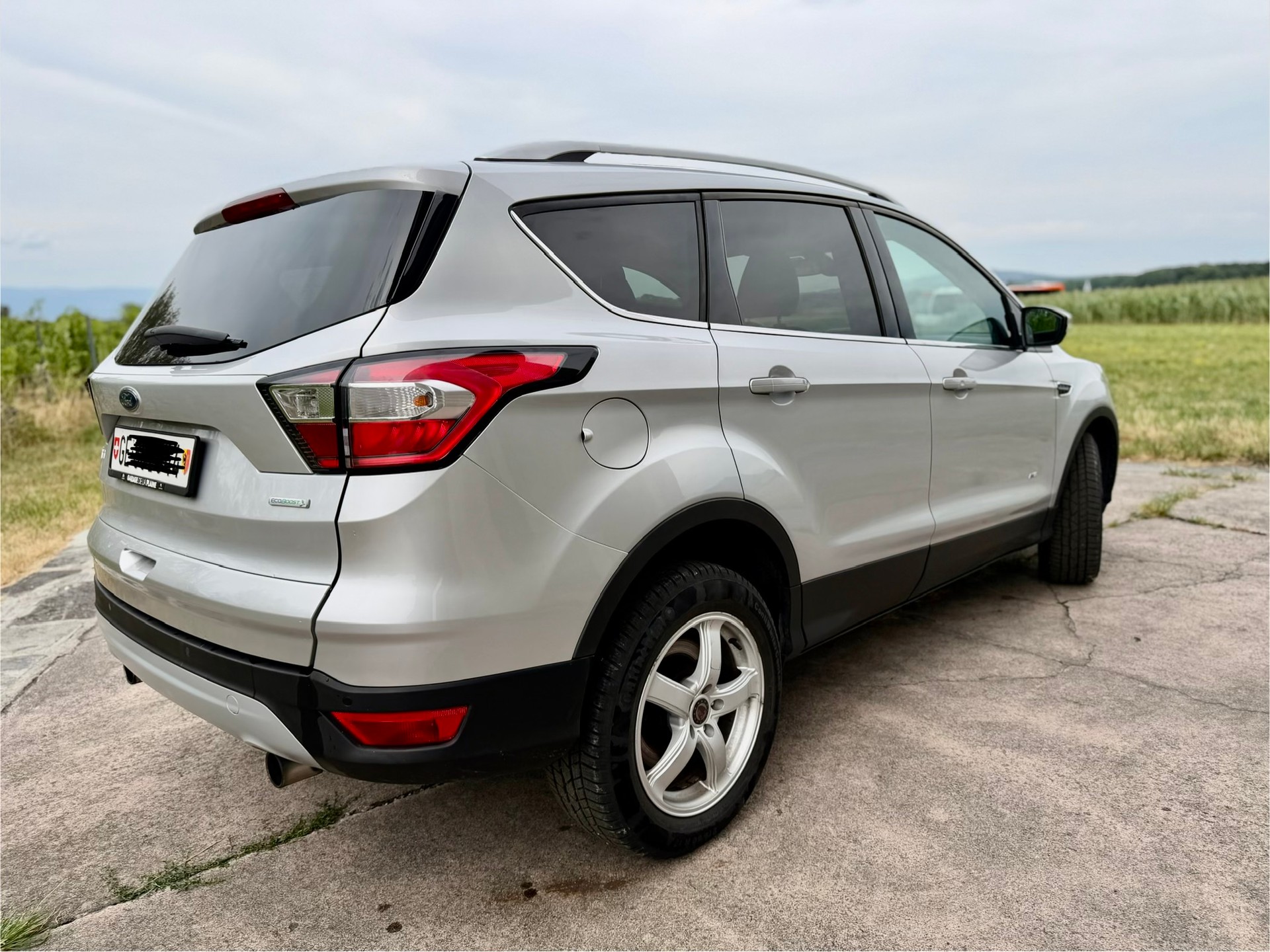 FORD Kuga 1.5 SCTi Business 4WD Automatic-image-2