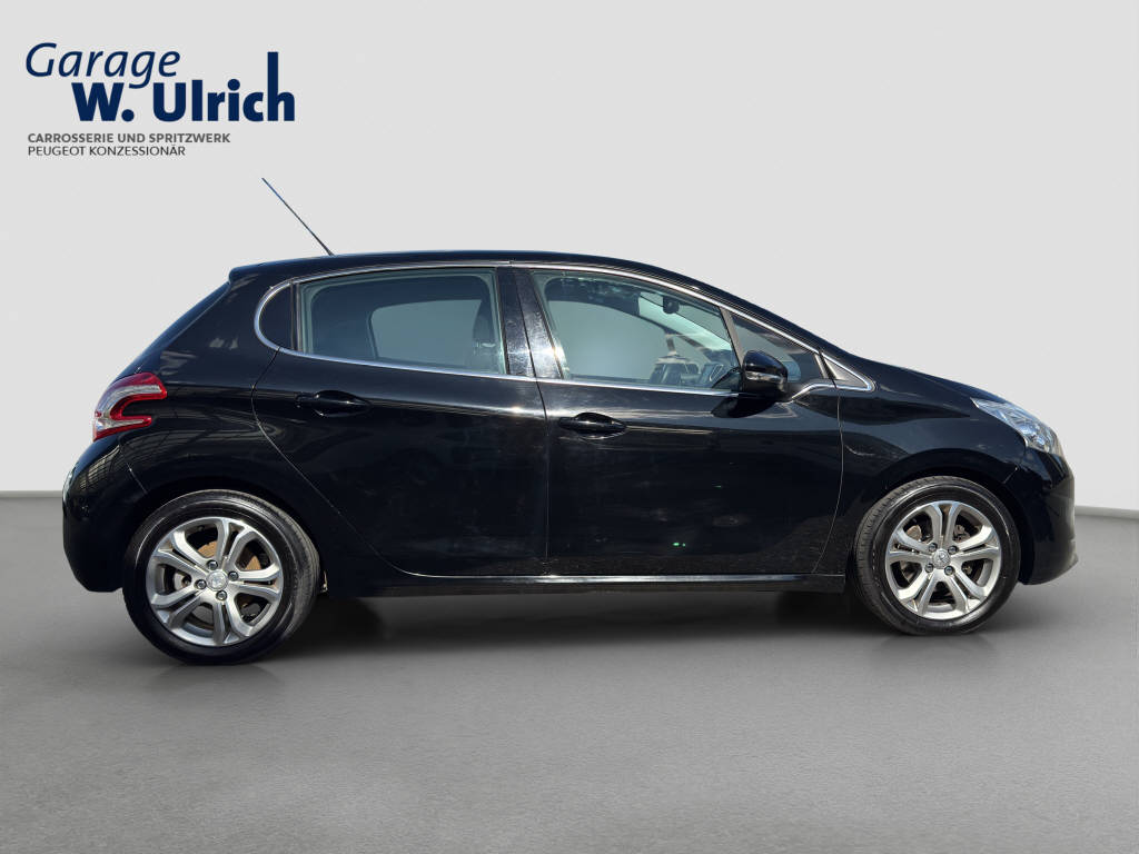 PEUGEOT 208 1.6 VTi Allure-image-6