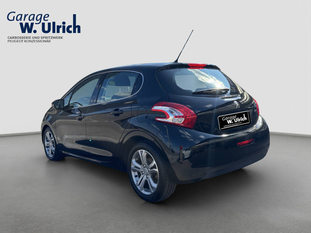 PEUGEOT 208 1.6 VTi Allure-image-3
