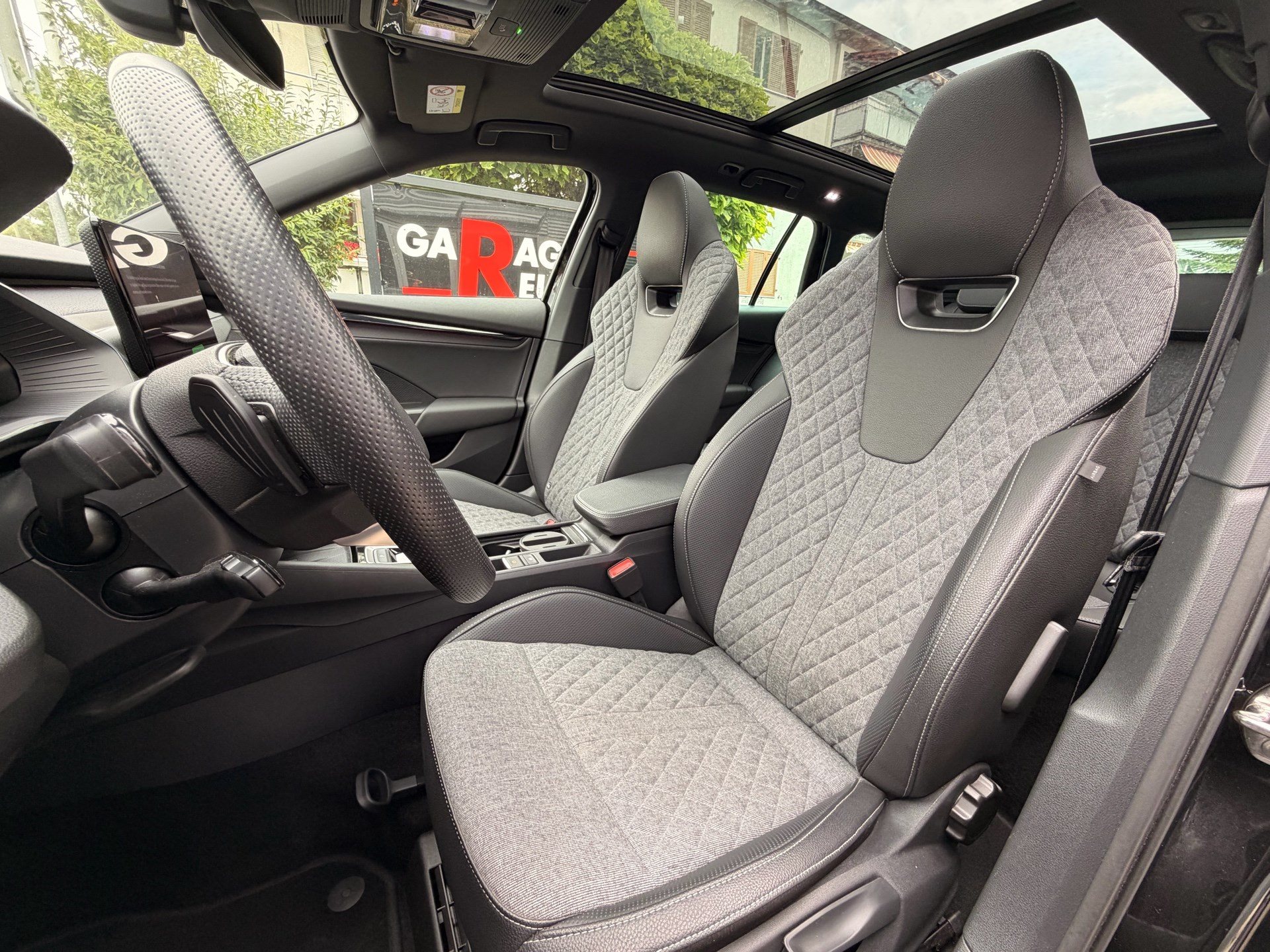 SKODA Octavia Combi 1.5 TSI mHEV 150PS Sportline ***PANORAMA- SCHIEBEDACH***-image-7