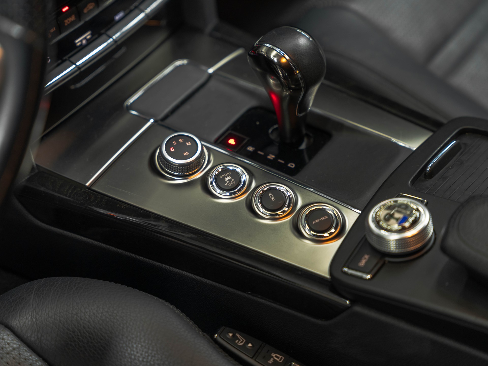MERCEDES-BENZ E 63 AMG Speedshift MCT-image-21