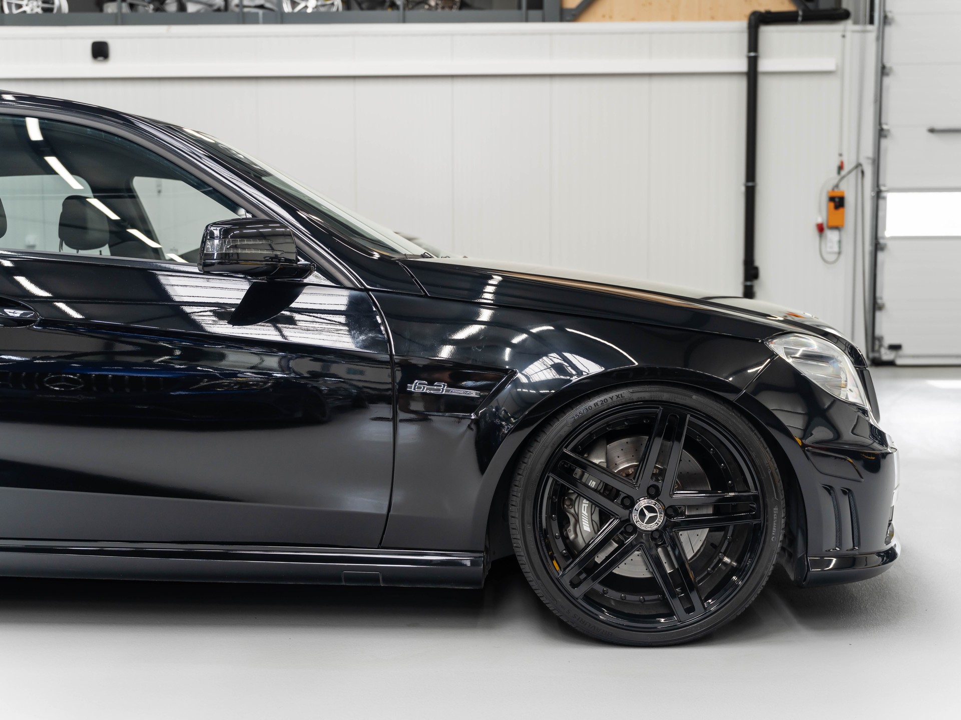 MERCEDES-BENZ E 63 AMG Speedshift MCT-image-18