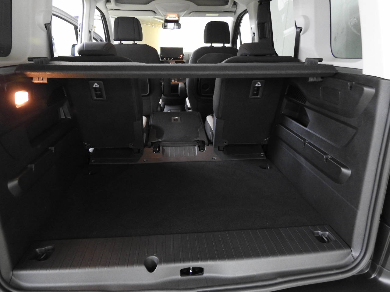 CITROEN Berlingo 1.5 BlueHDi 130 Max-image-14