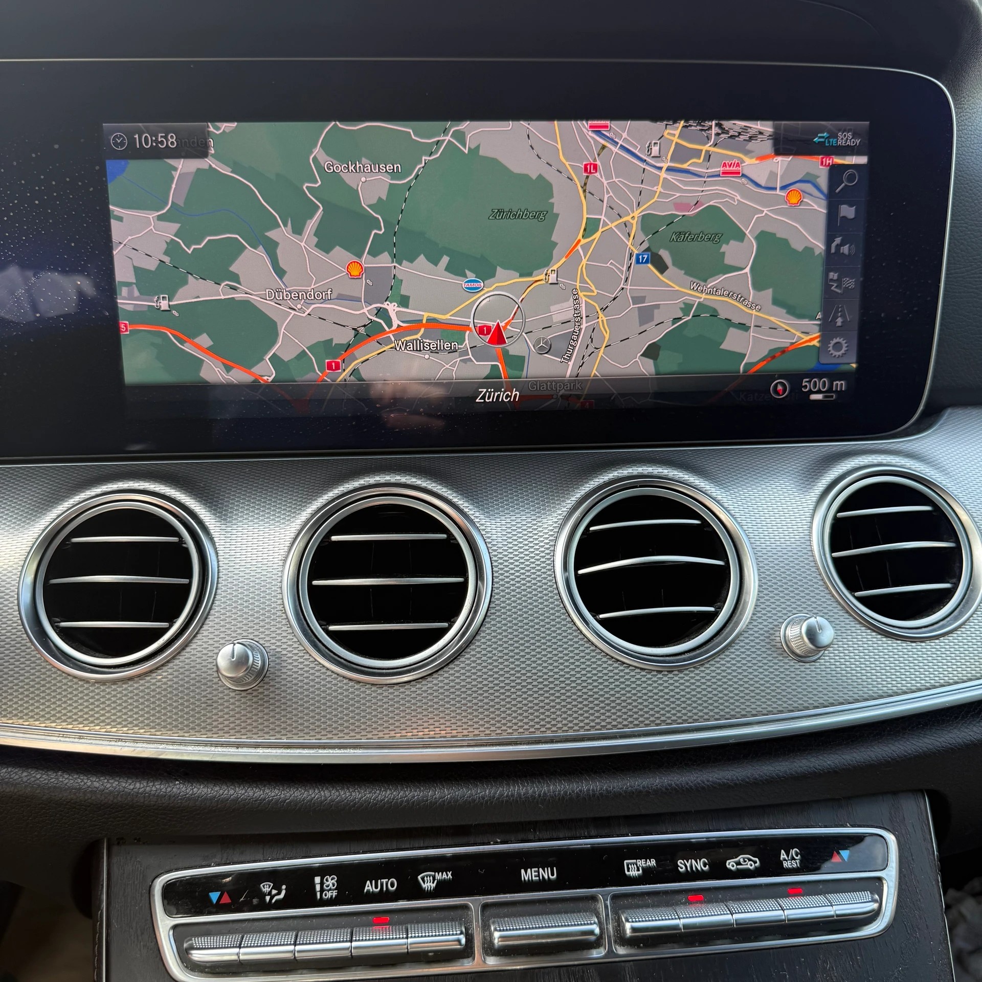 MERCEDES-BENZ E 200 Avantgarde 4 Matic 9G-Tronic *LEDER-SITZE - MFK 10.2025*-image-18
