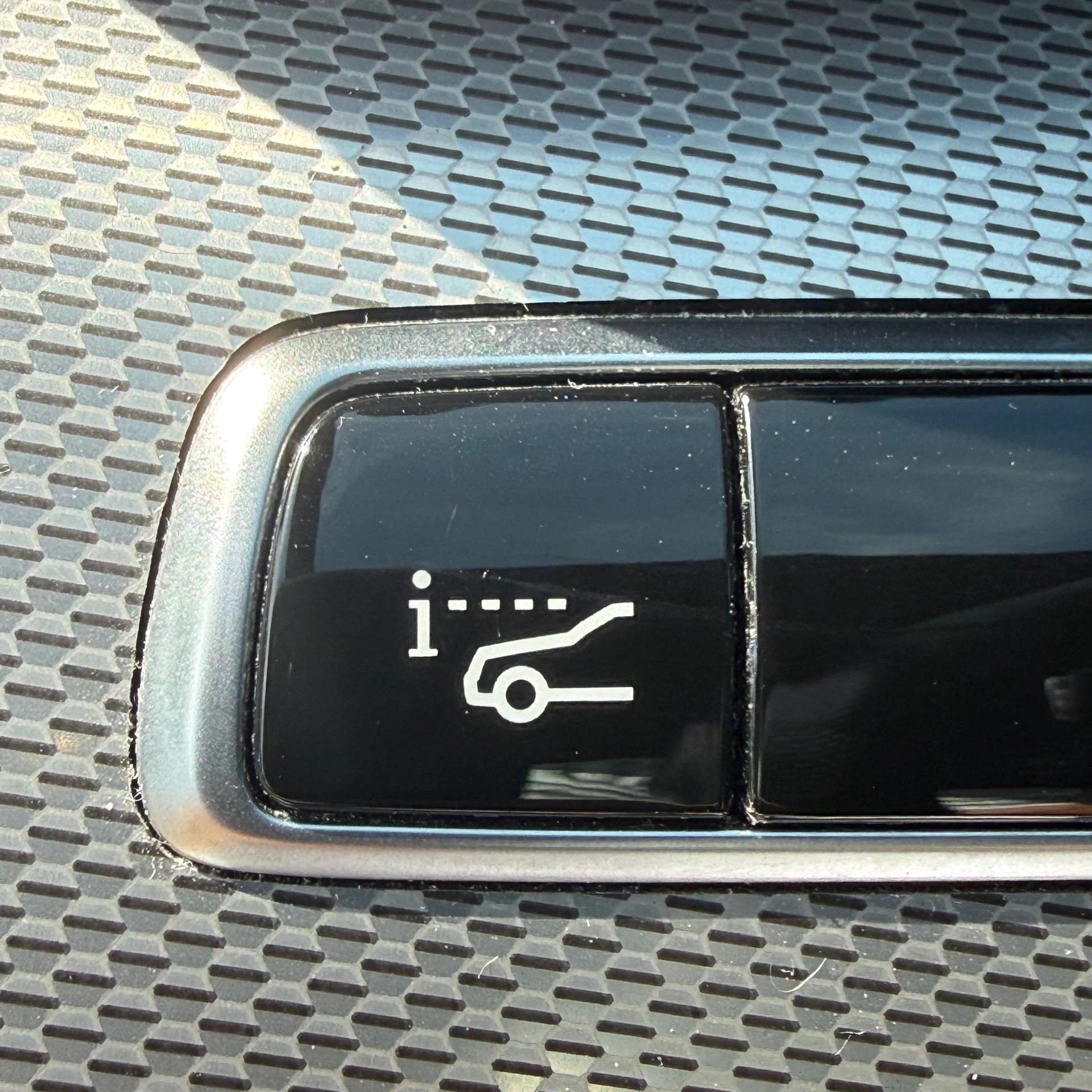 MERCEDES-BENZ E 200 Avantgarde 4 Matic 9G-Tronic *LEDER-SITZE - MFK 10.2025*-image-13
