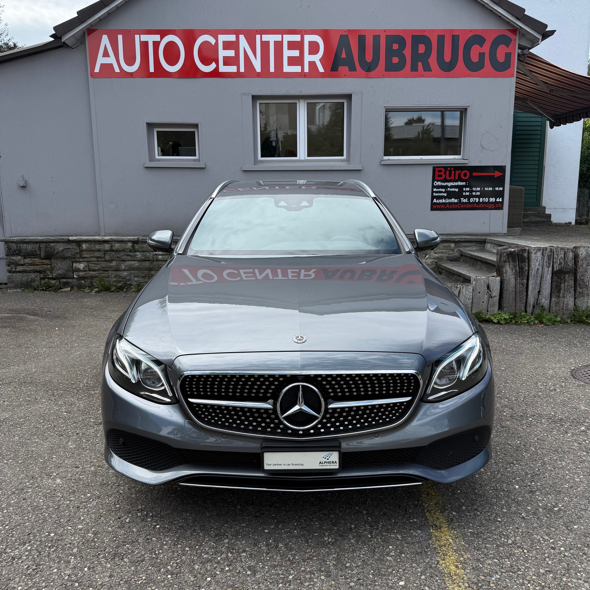MERCEDES-BENZ E 200 Avantgarde 4 Matic 9G-Tronic *LEDER-SITZE - MFK 10.2025*-image-2