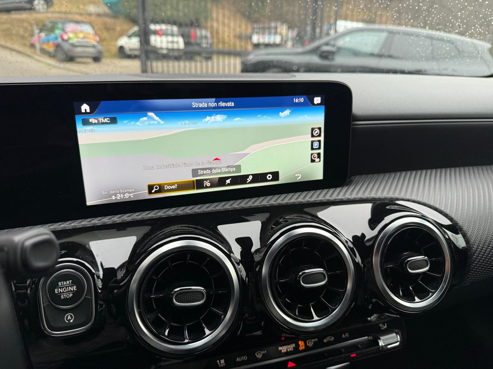 MERCEDES-BENZ A 200 Progressive 7G-DCT-image-15