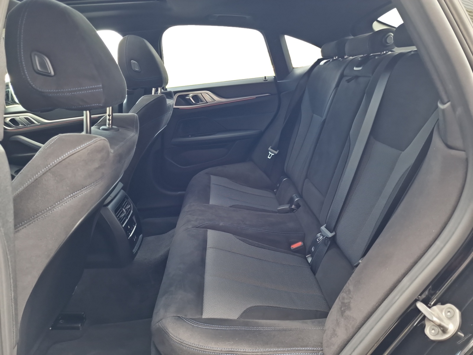 BMW 430i xDrive Gran Coupé M Sport Panorama-image-23