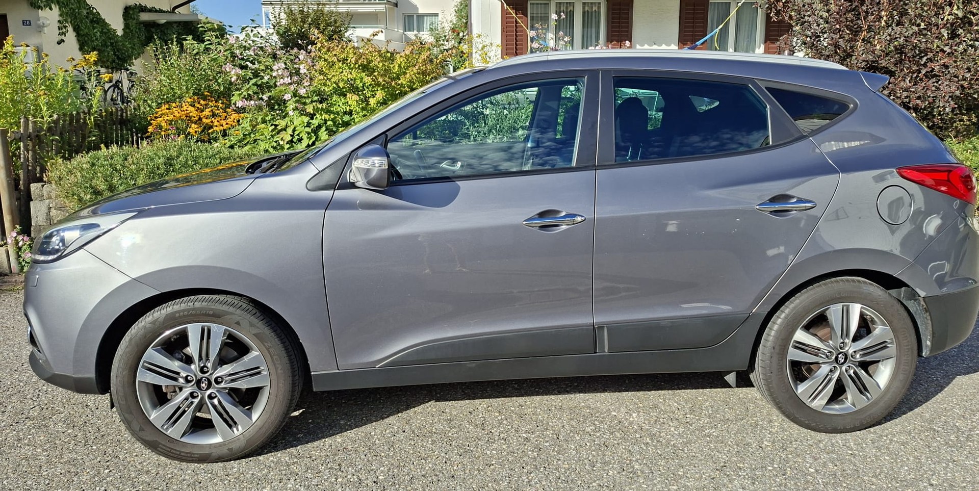 HYUNDAI 2.0 CRDi 184 Premium 4WD-image-2