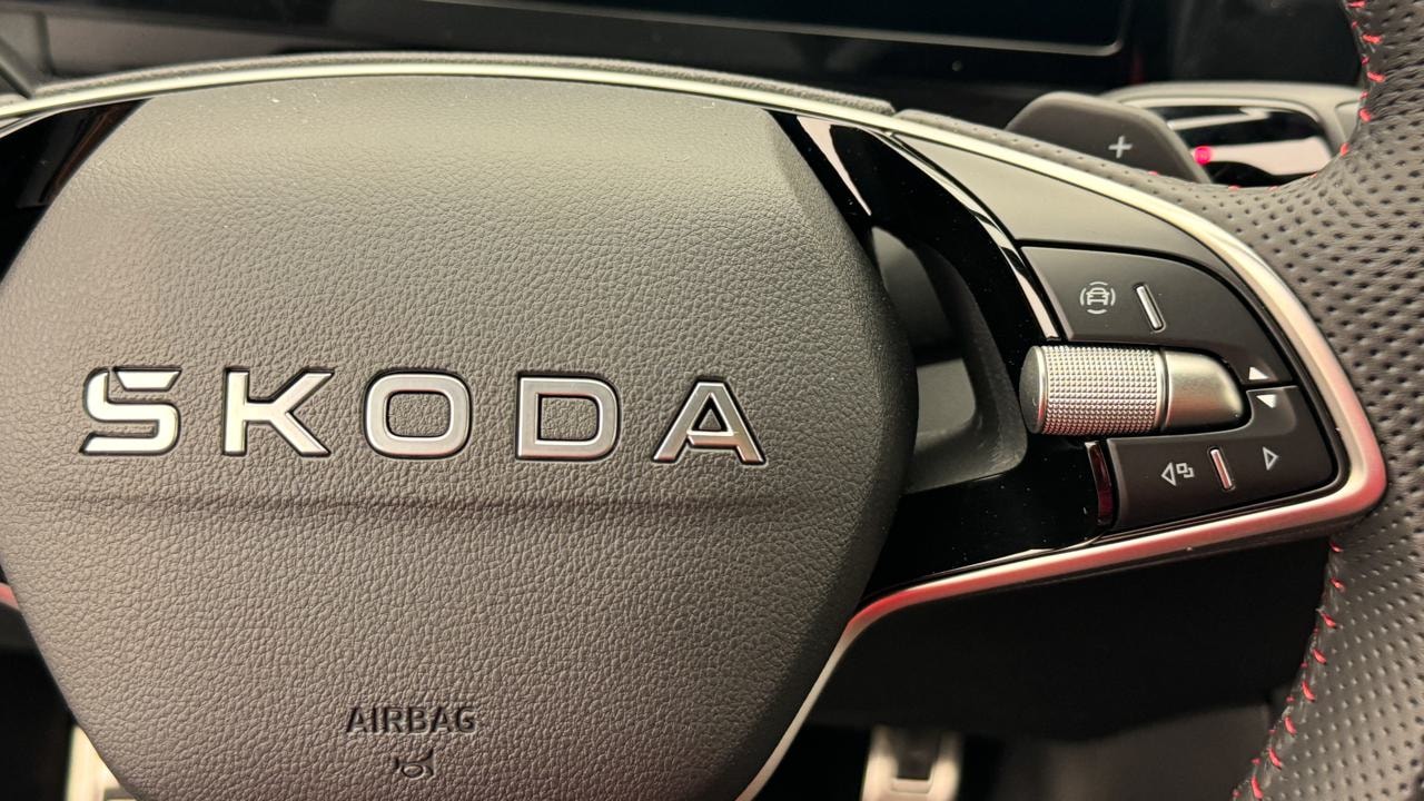 SKODA Kodiaq 2.0 TSI RS 4x4-image-9