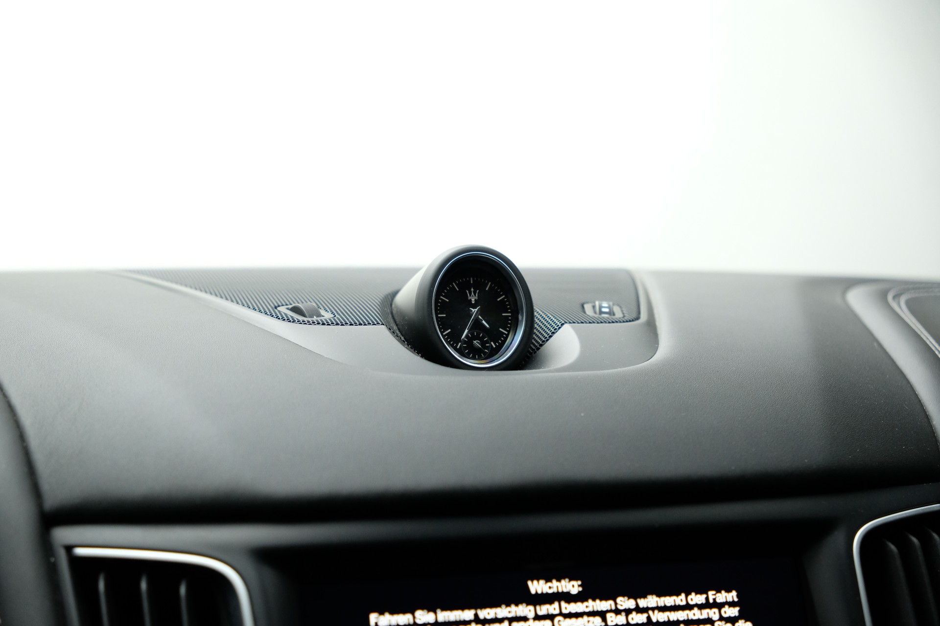 MASERATI Levante S 3.0 V6 Automatica-image-23