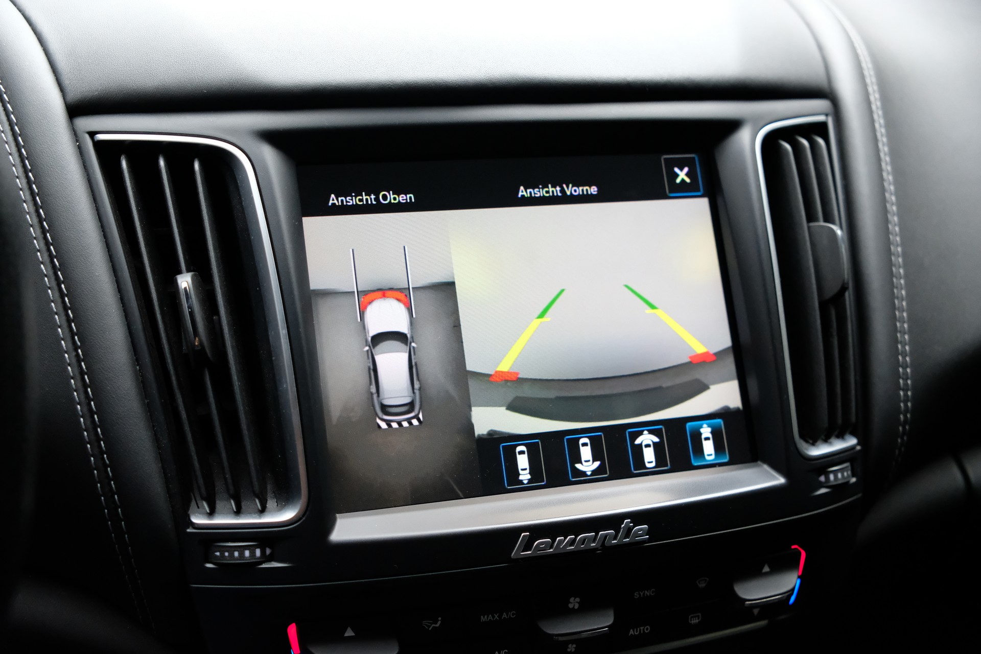 MASERATI Levante S 3.0 V6 Automatica-image-26