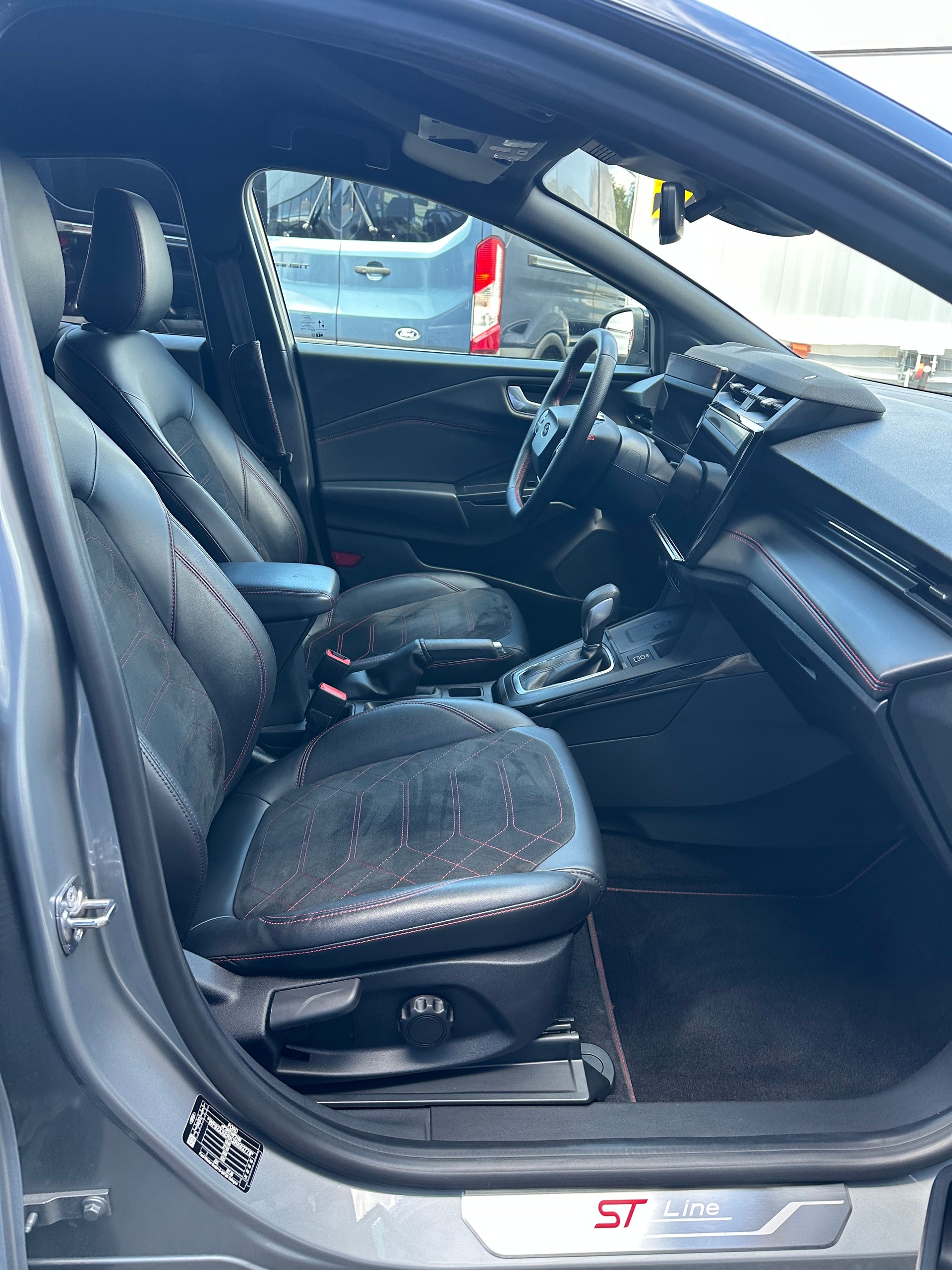 FORD Puma 1.0 EcoB Hybrid 125 ST-Line X-image-12