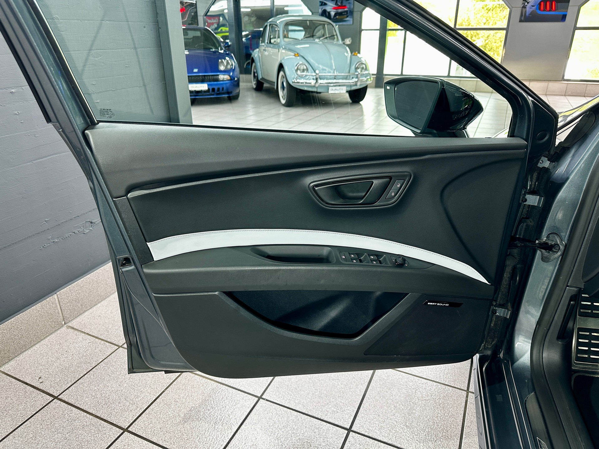 SEAT Leon ST 2.0 TSI Cupra 280 DSG-image-16