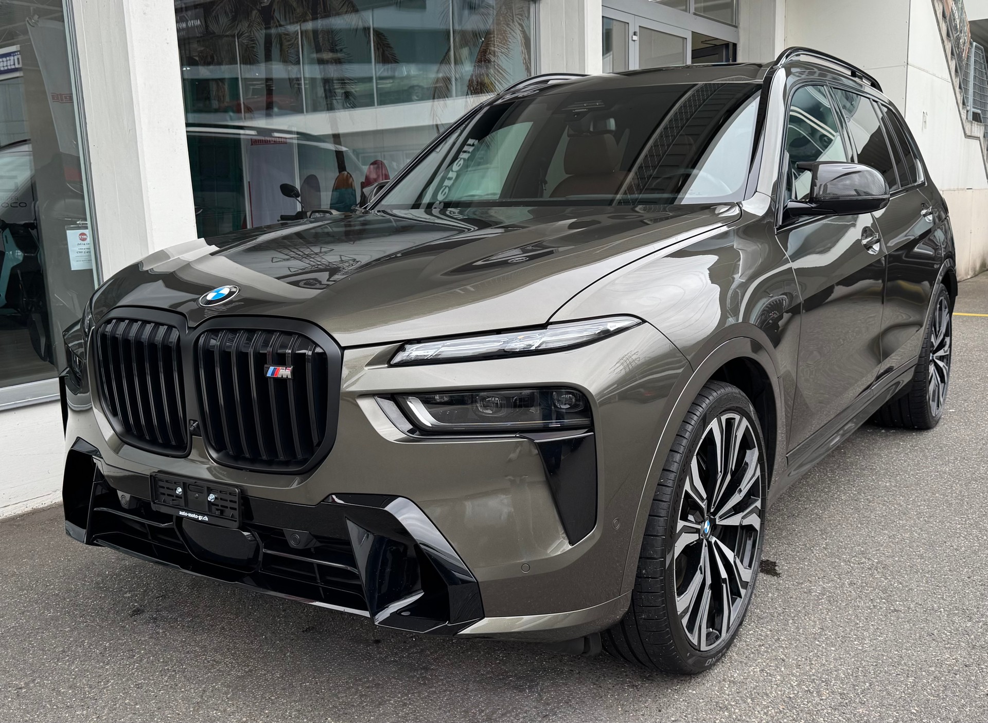 BMW X7 xDrive 48V M60i Steptronic M Sport Pro Individual-image-5