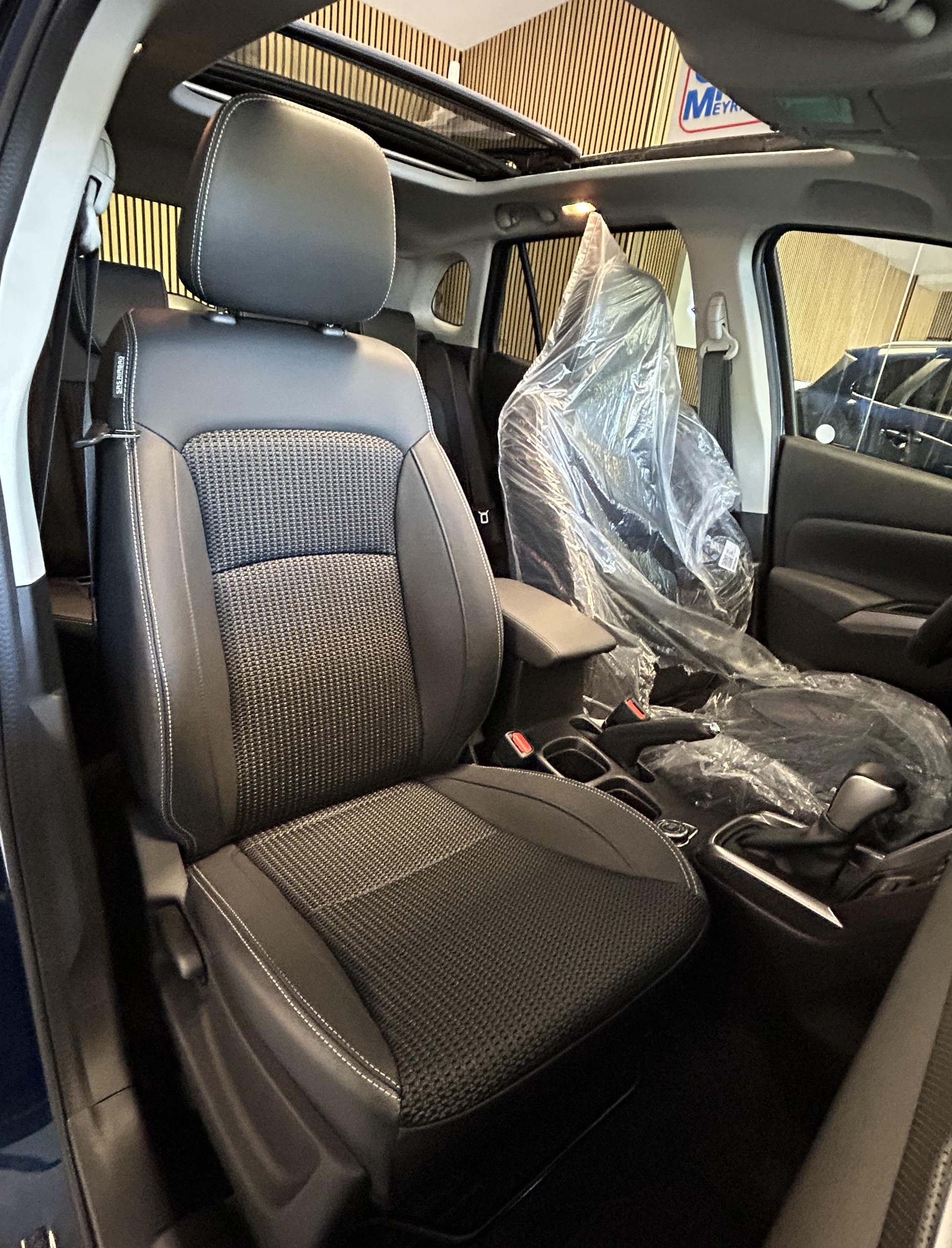 SUZUKI S-Cross 1.4 T Piz Sulai Top Hybrid 4x4 4 ROUES HIVER OFFERT-image-16