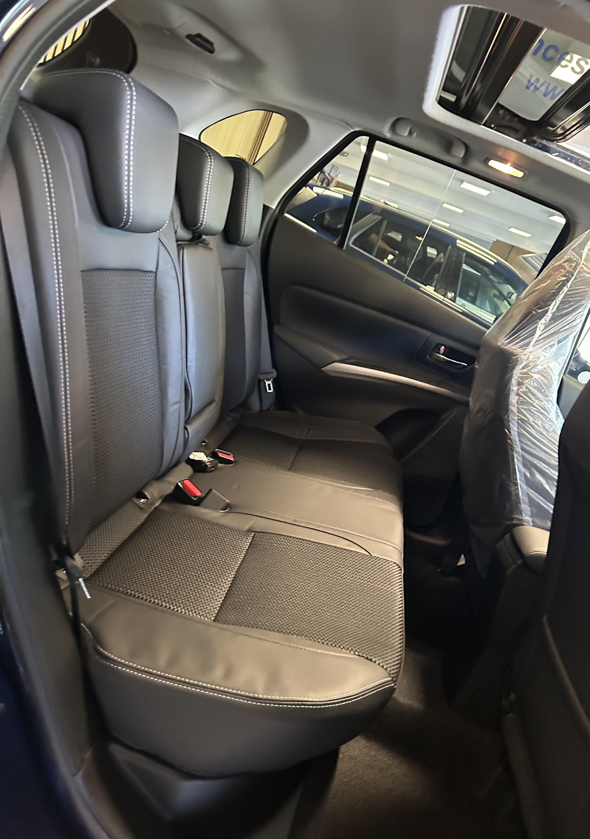 SUZUKI S-Cross 1.4 T Piz Sulai Top Hybrid 4x4 4 ROUES HIVER OFFERT-image-18