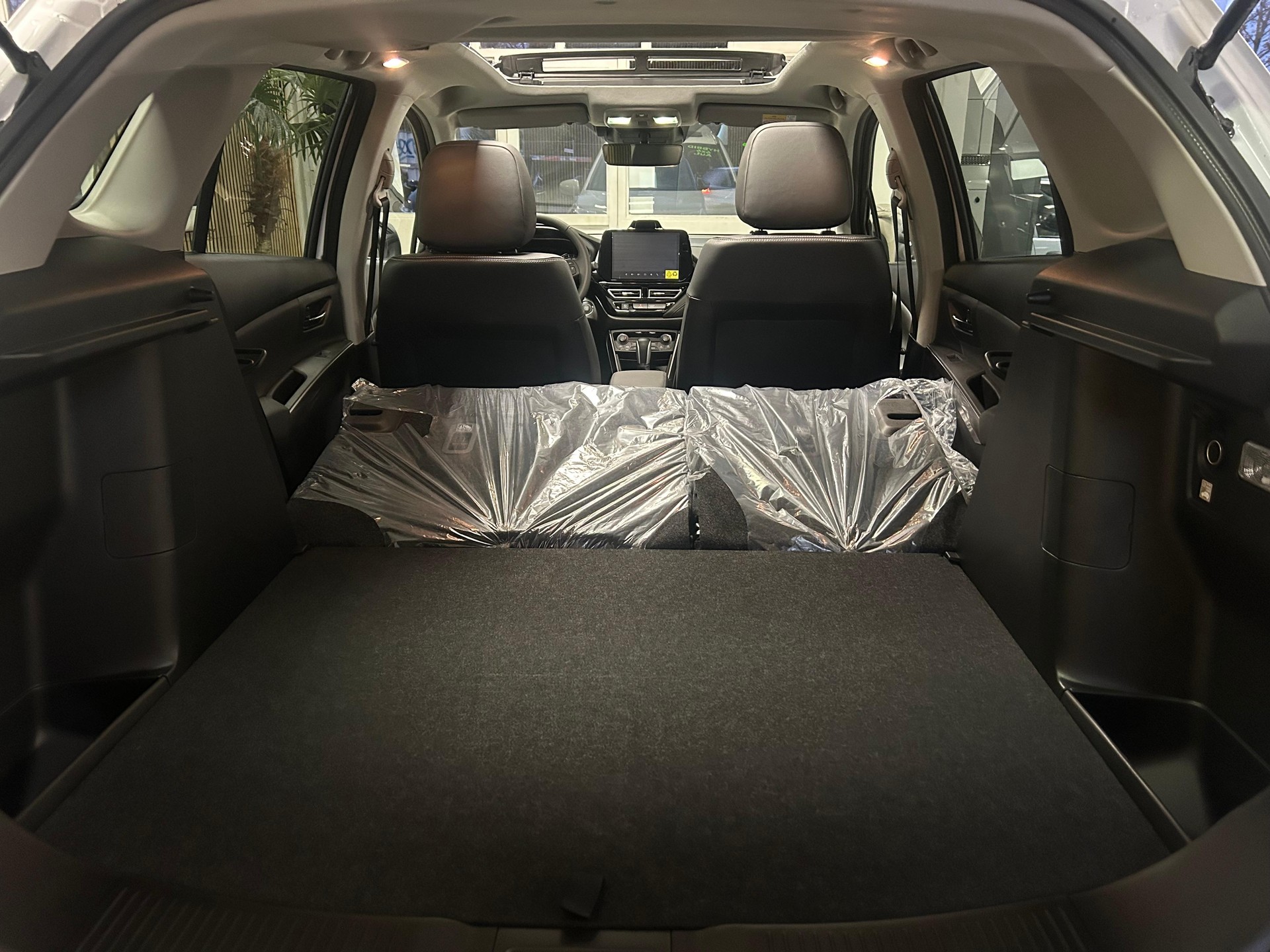 SUZUKI S-Cross 1.4 T Piz Sulai Top Hybrid 4x4 4 ROUES HIVER OFFERT-image-21