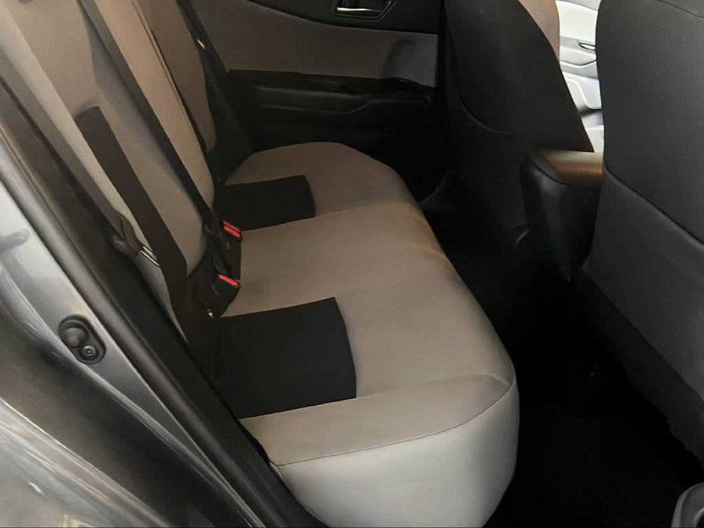 TOYOTA C-HR 1.2 T Style 4x4 Sport-image-17