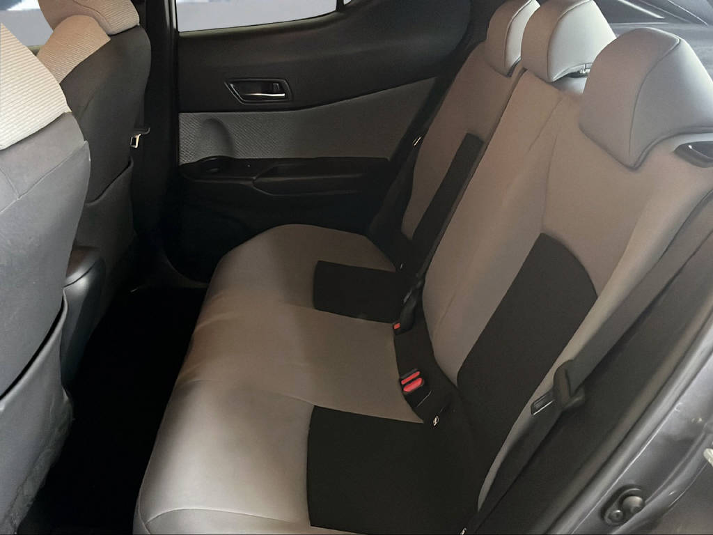 TOYOTA C-HR 1.2 T Style 4x4 Sport-image-18