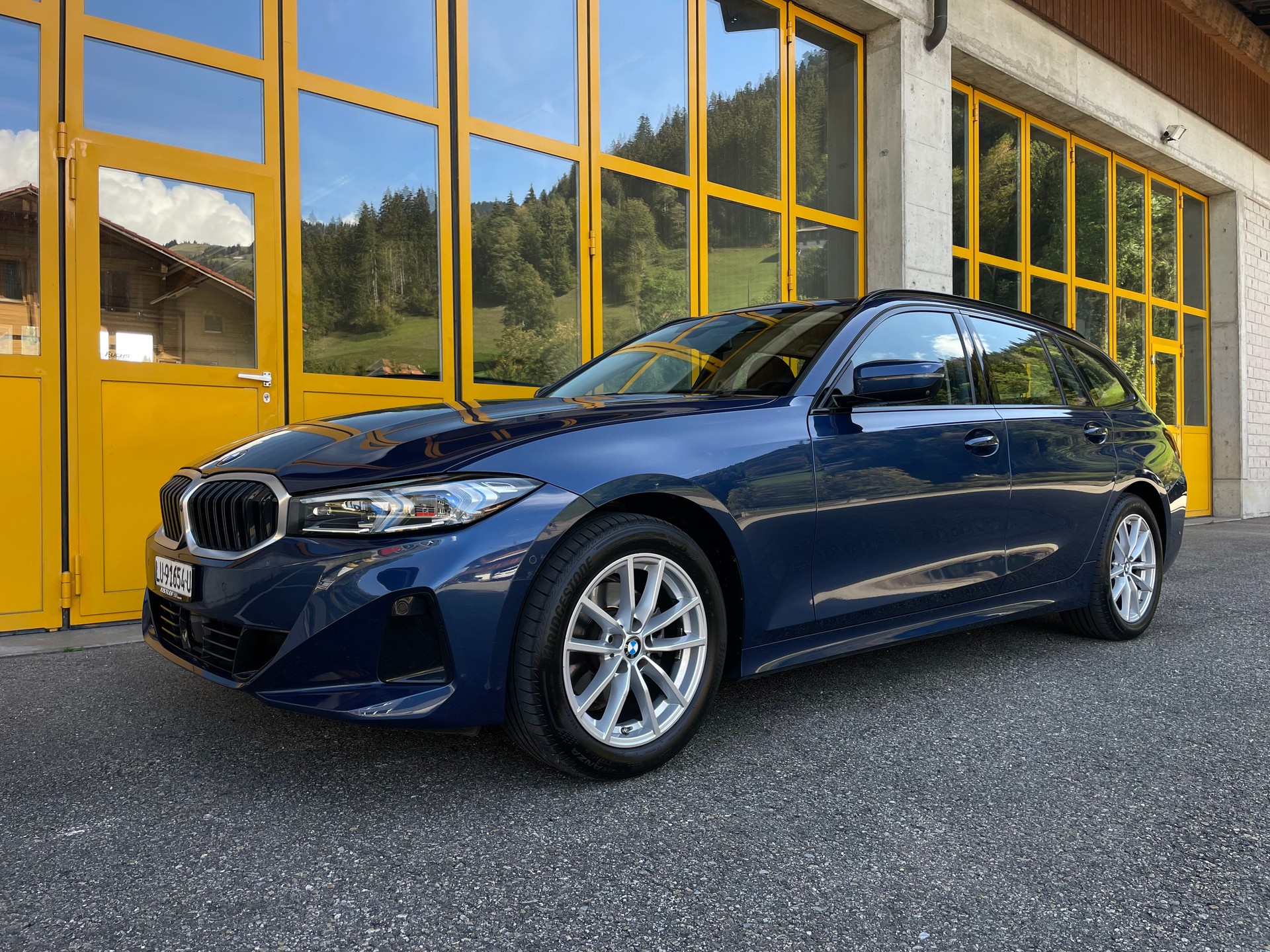BMW 320d xDrive 48V Touring Steptronic M Sport
