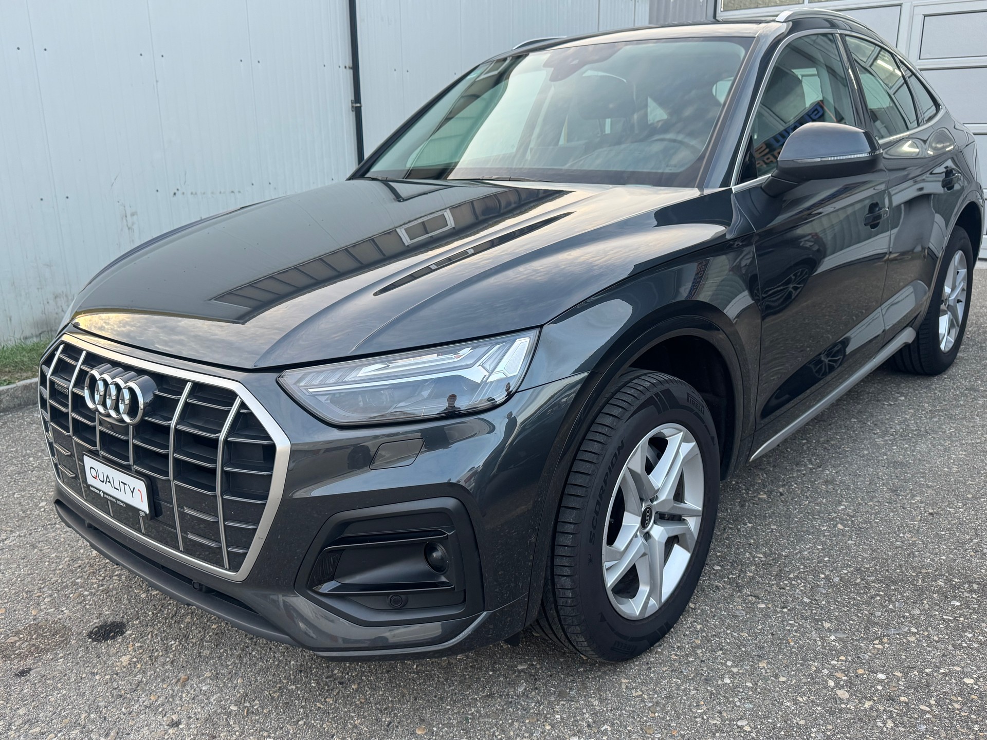 AUDI Q5 Sportback 40 TDI advanced quattro S-tronic-image-0