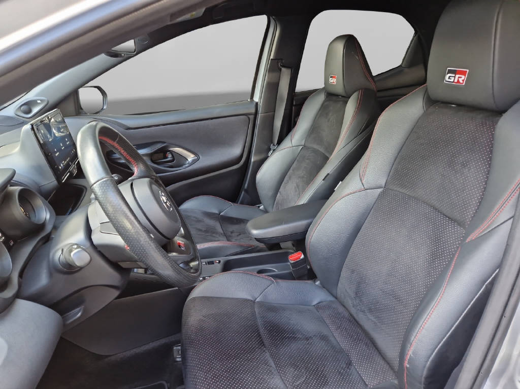 TOYOTA Yaris 1.5 VVT-i HSD GR Sport-image-8