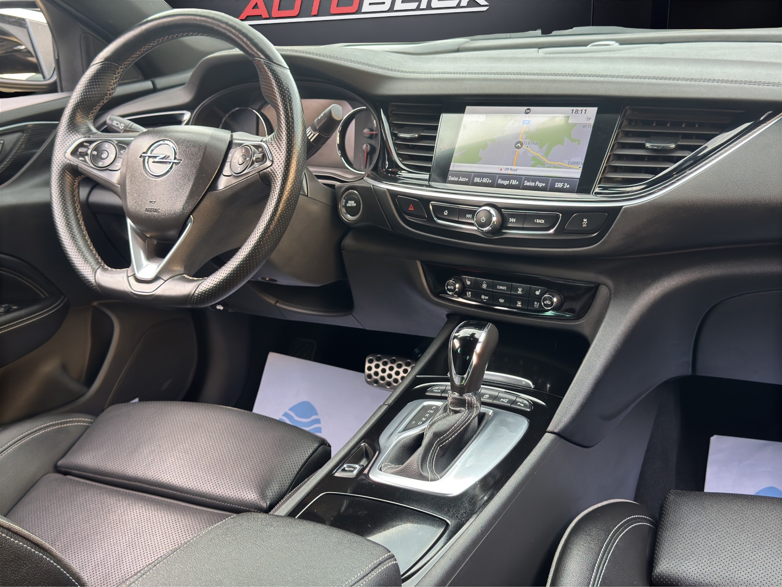 OPEL Insignia 2.0 T Grand Sport Excellence * 260 PS * OPC-Line * ( 4WD Allrad ) * Automat * 84’000 km * 1-Hand + Schweizer Fahrzeug *-image-9