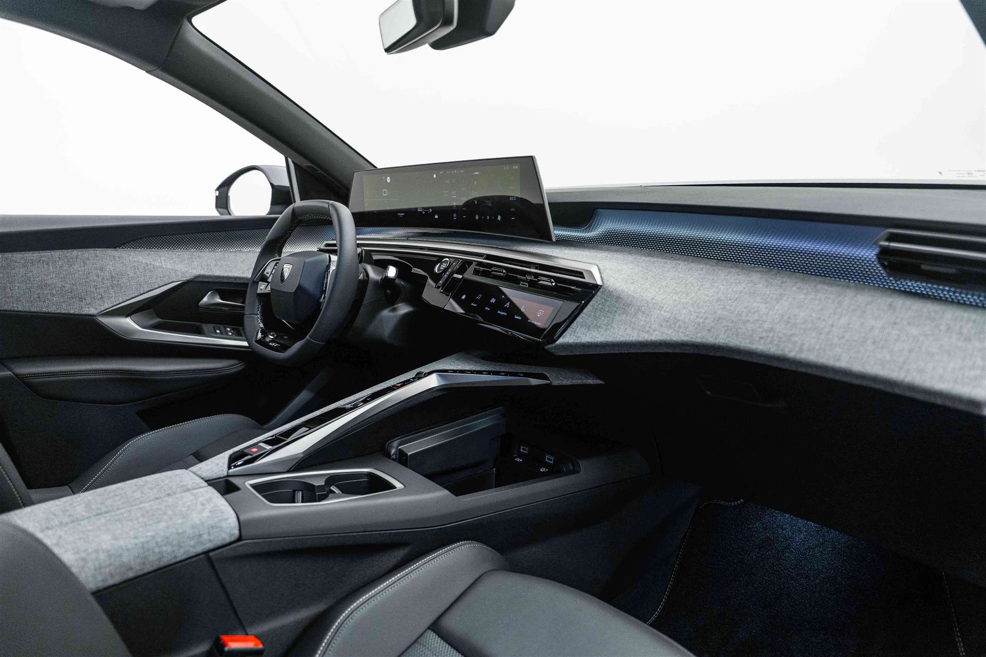 PEUGEOT 3008 145 GT Hybrid e-DCS-Automat-image-8