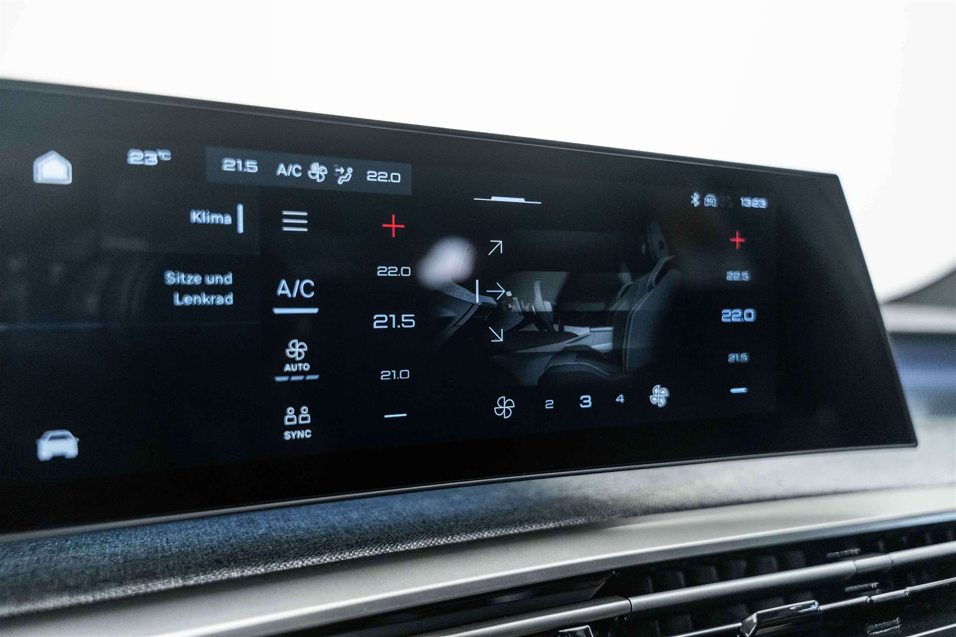 PEUGEOT 3008 145 GT Hybrid e-DCS-Automat-image-20